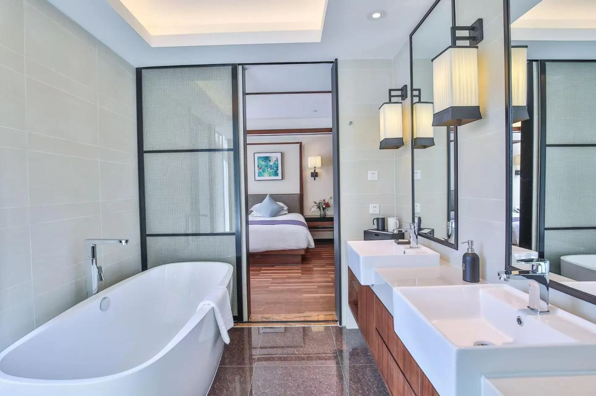 Toilet, Bed in SSAW Boutique Hotel Hangzhou Qianjiang New City