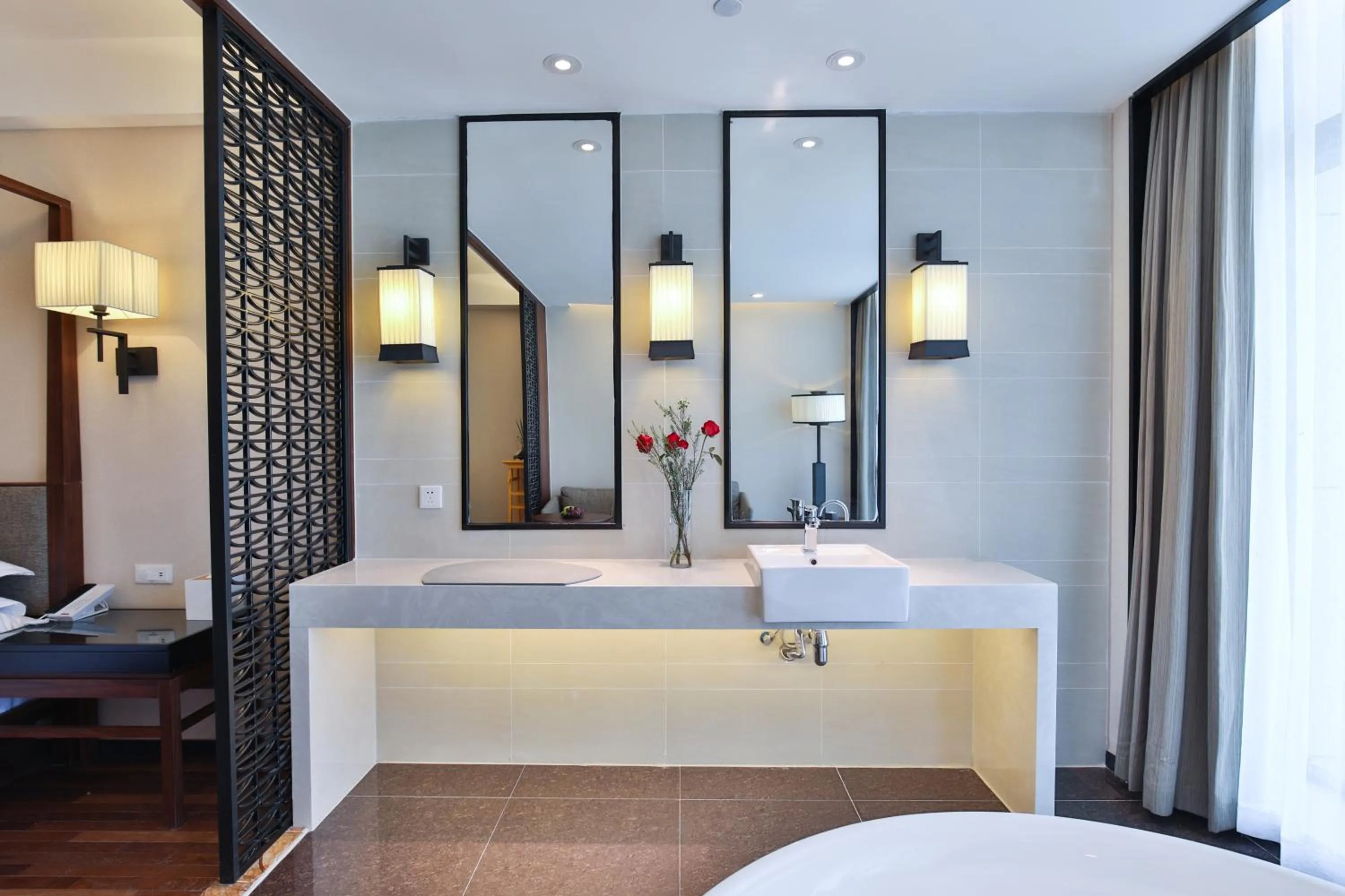 Toilet, Bed in SSAW Boutique Hotel Hangzhou Qianjiang New City