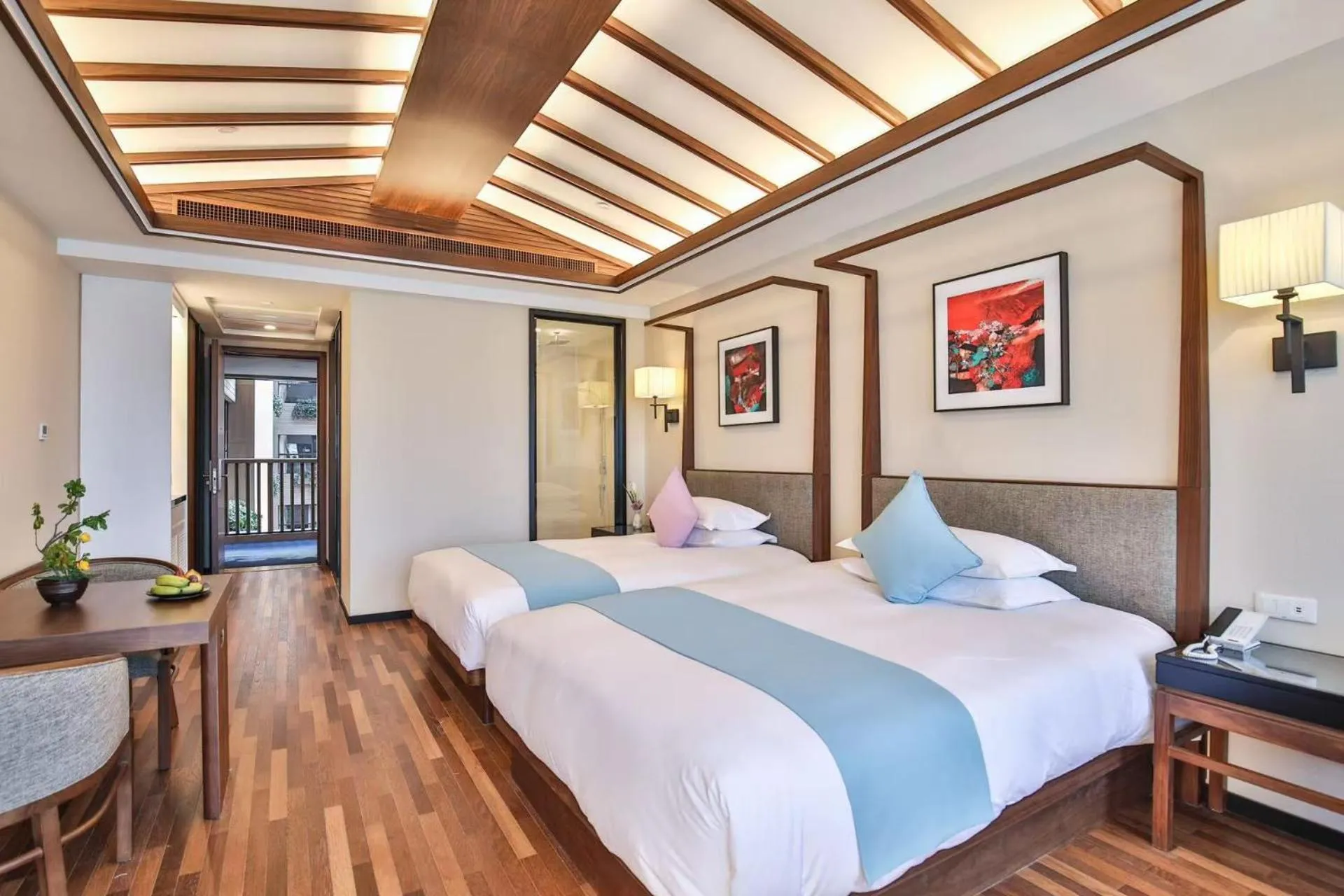 Photo of the whole room, Bed in SSAW Boutique Hotel Hangzhou Qianjiang New City