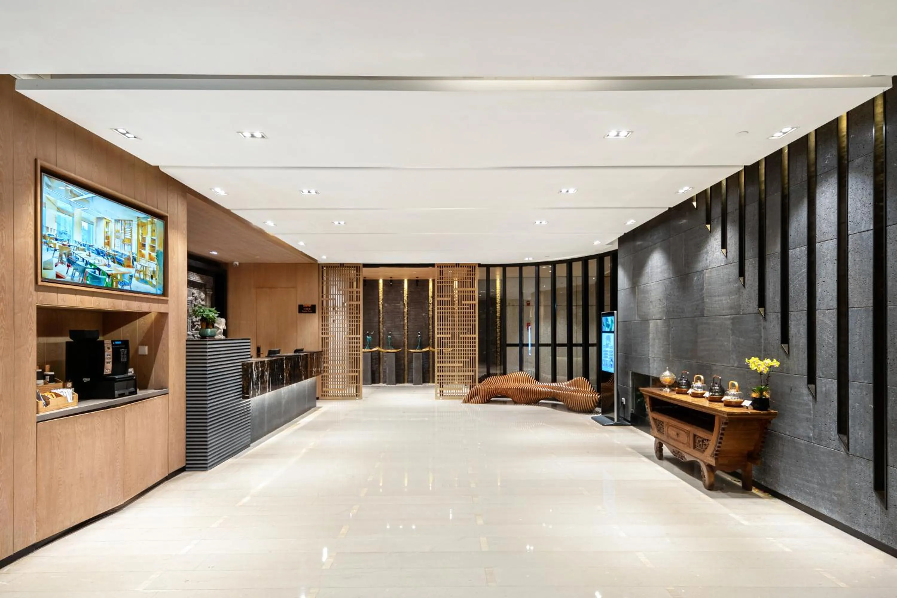 Lobby or reception in SSAW Boutique Hotel Hangzhou Qianjiang New City