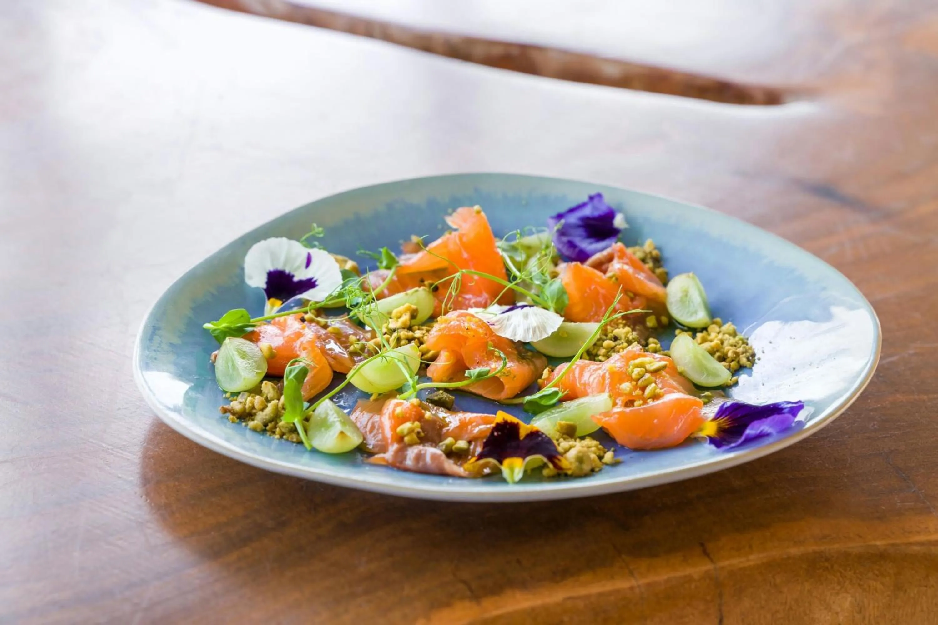 Restaurant/places to eat in Le Meridien Ra Beach Hotel and Spa