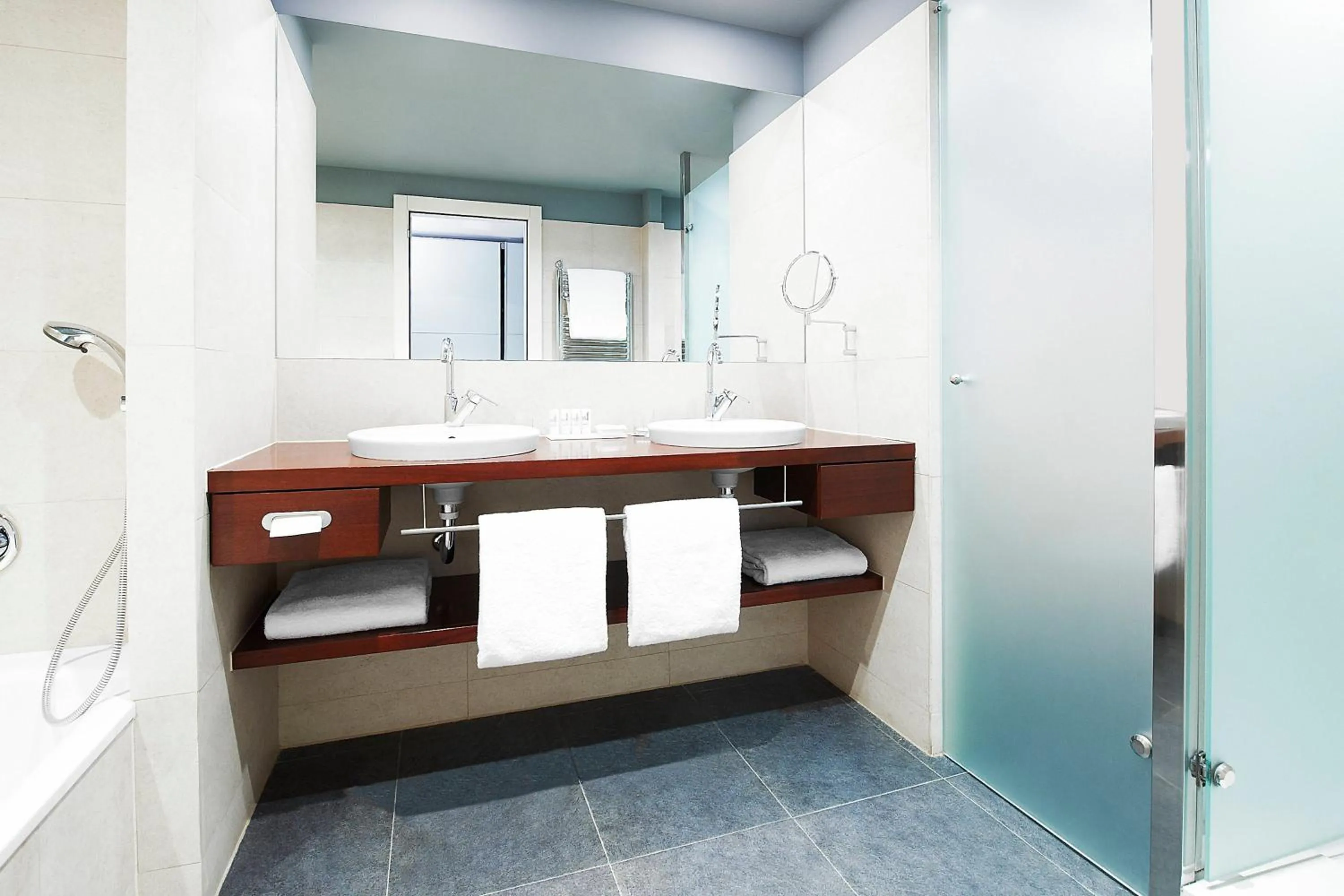 Bathroom in Le Meridien Ra Beach Hotel and Spa