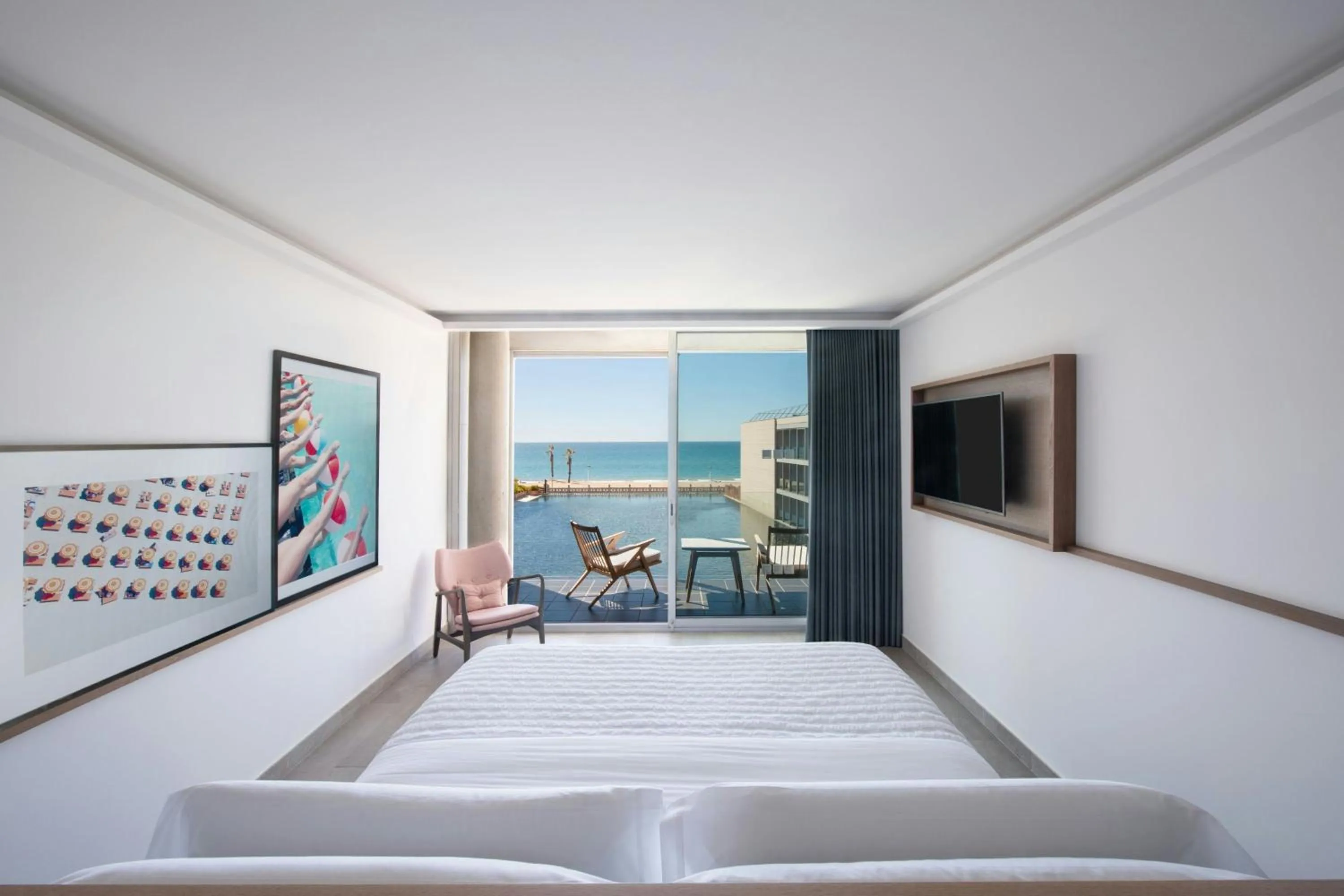 Photo of the whole room, Bed in Le Meridien Ra Beach Hotel and Spa