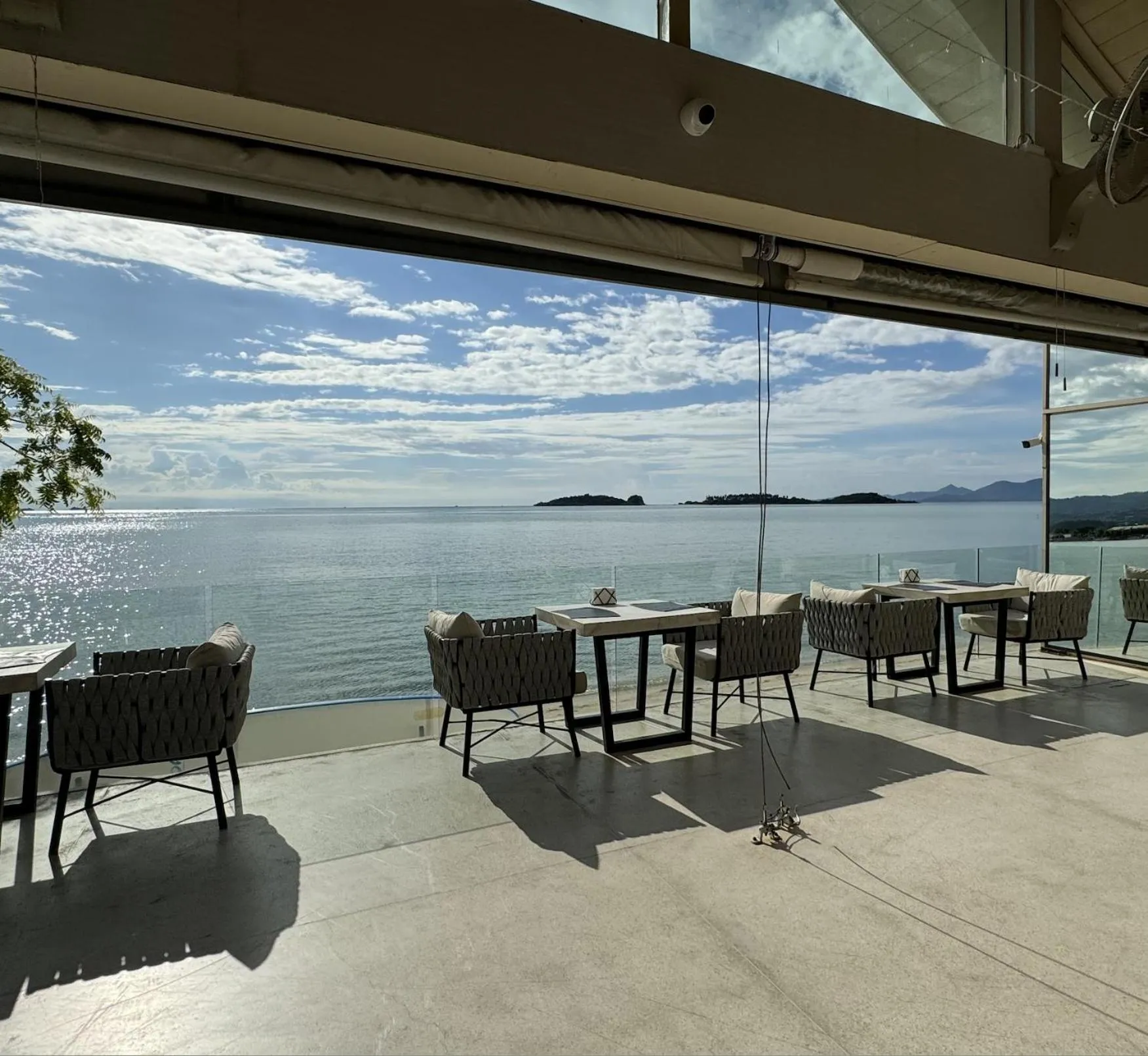 Restaurant/places to eat in Allure Resort