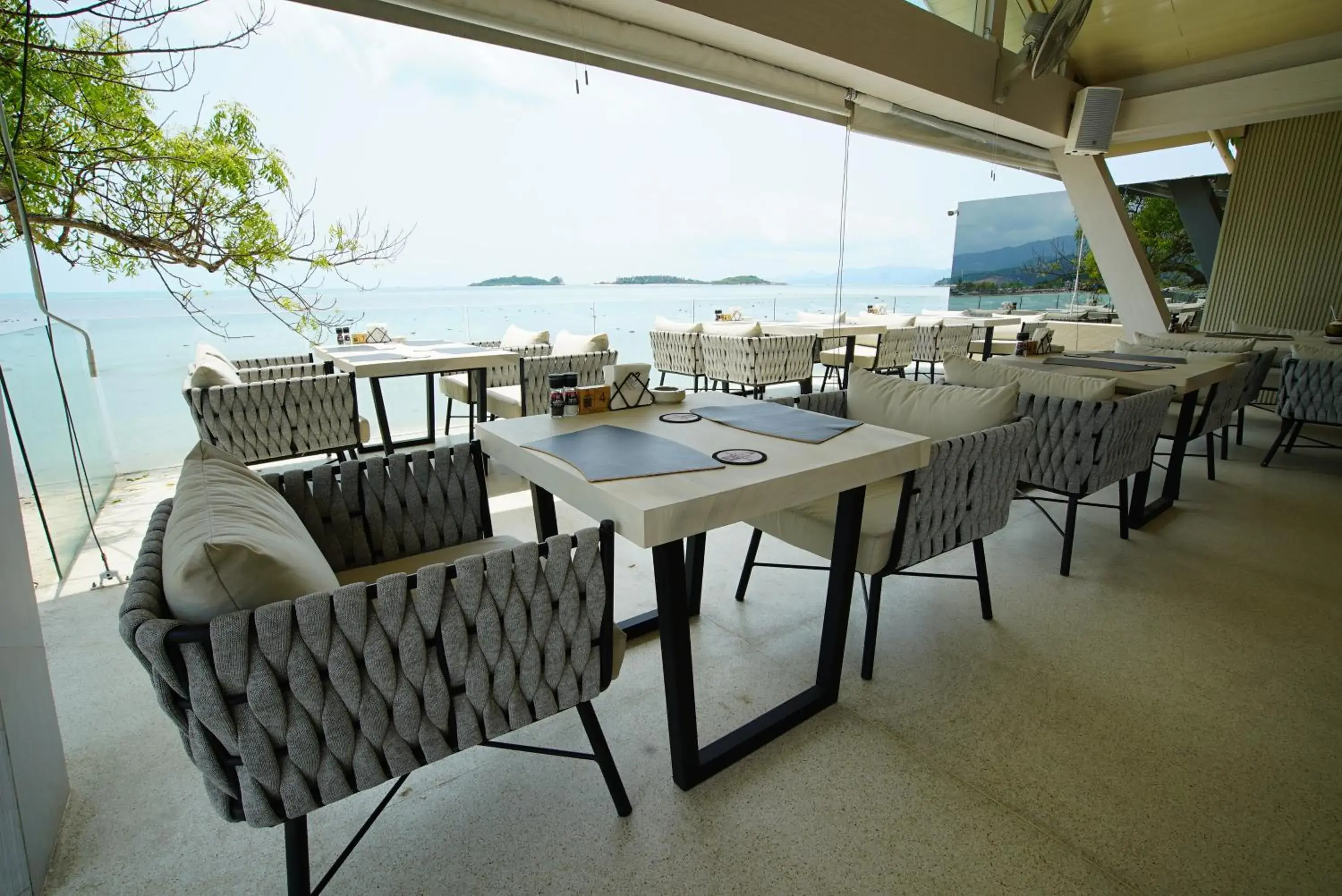 Restaurant/places to eat in Allure Resort Restaurant/places to eat in Allure Resort