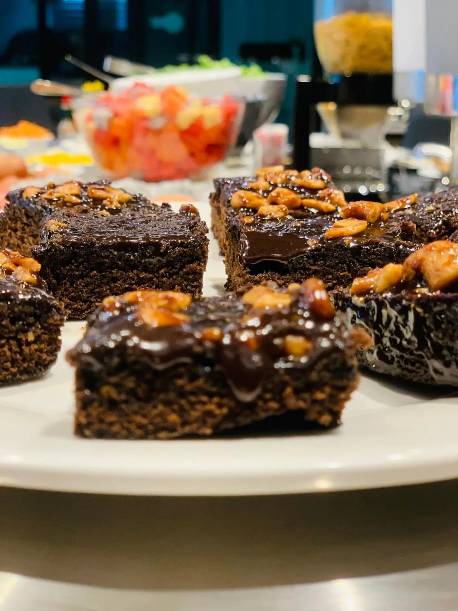 Restaurant/places to eat in Thana Wisut Hotel