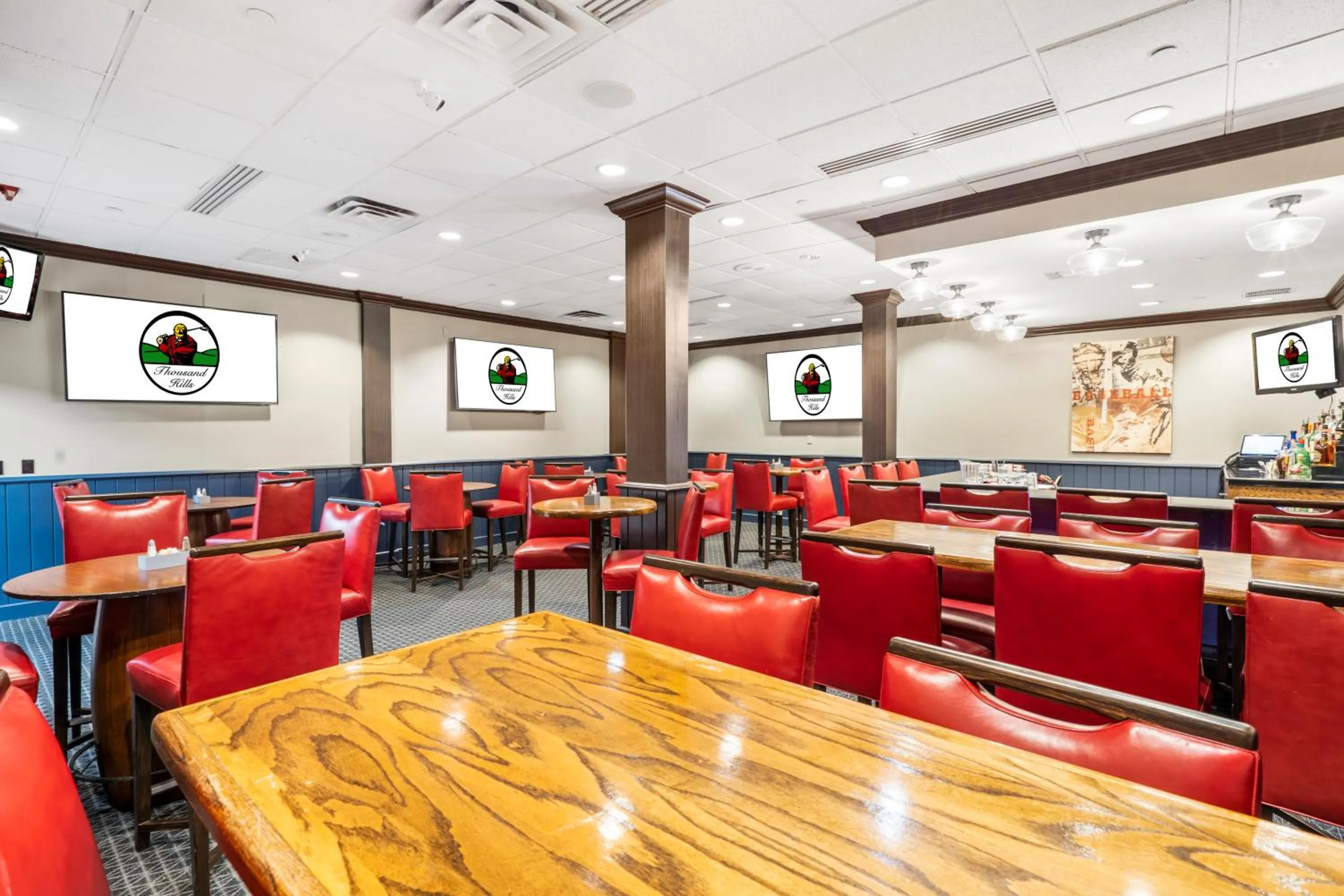 Lounge or bar in Thousand Hills Resort Hotel