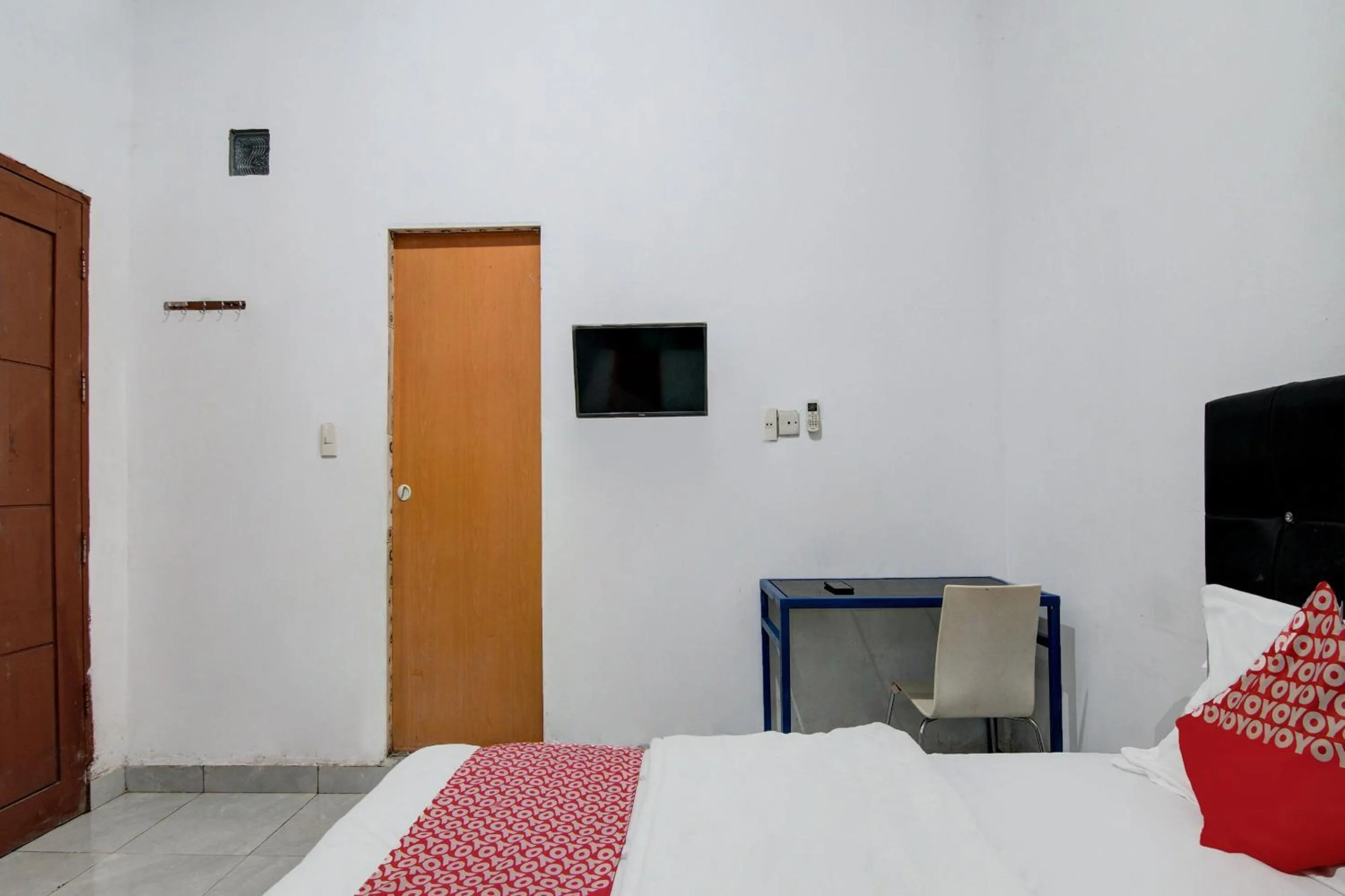 Bedroom, Bed in Hotel O Dinda Homestay Syariah