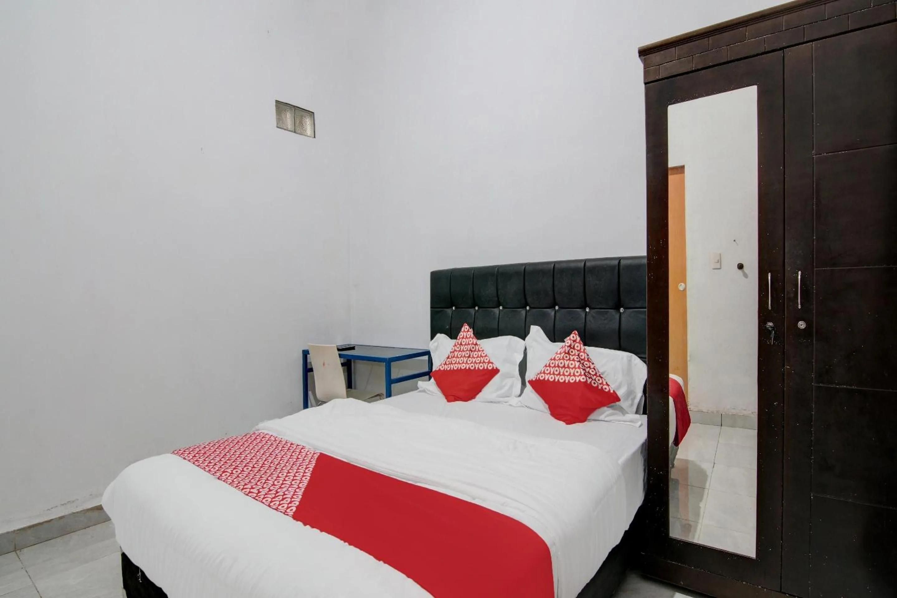 Bedroom, Bed in Hotel O Dinda Homestay Syariah
