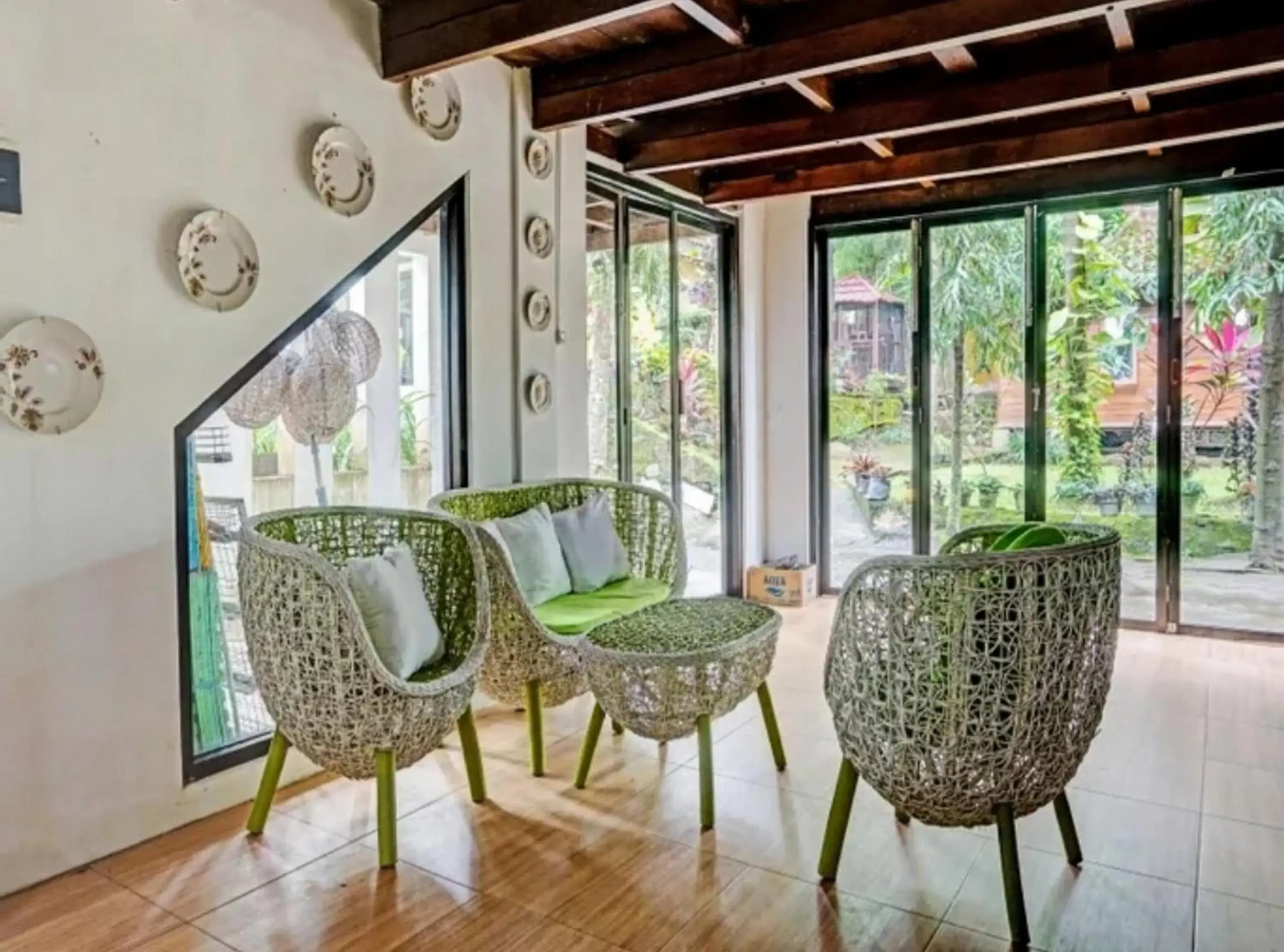 Lobby or reception in RedDoorz Syariah Near Wisata Durensewu Pandaan Lobby or reception in RedDoorz Syariah Near Wisata Durensewu Pandaan