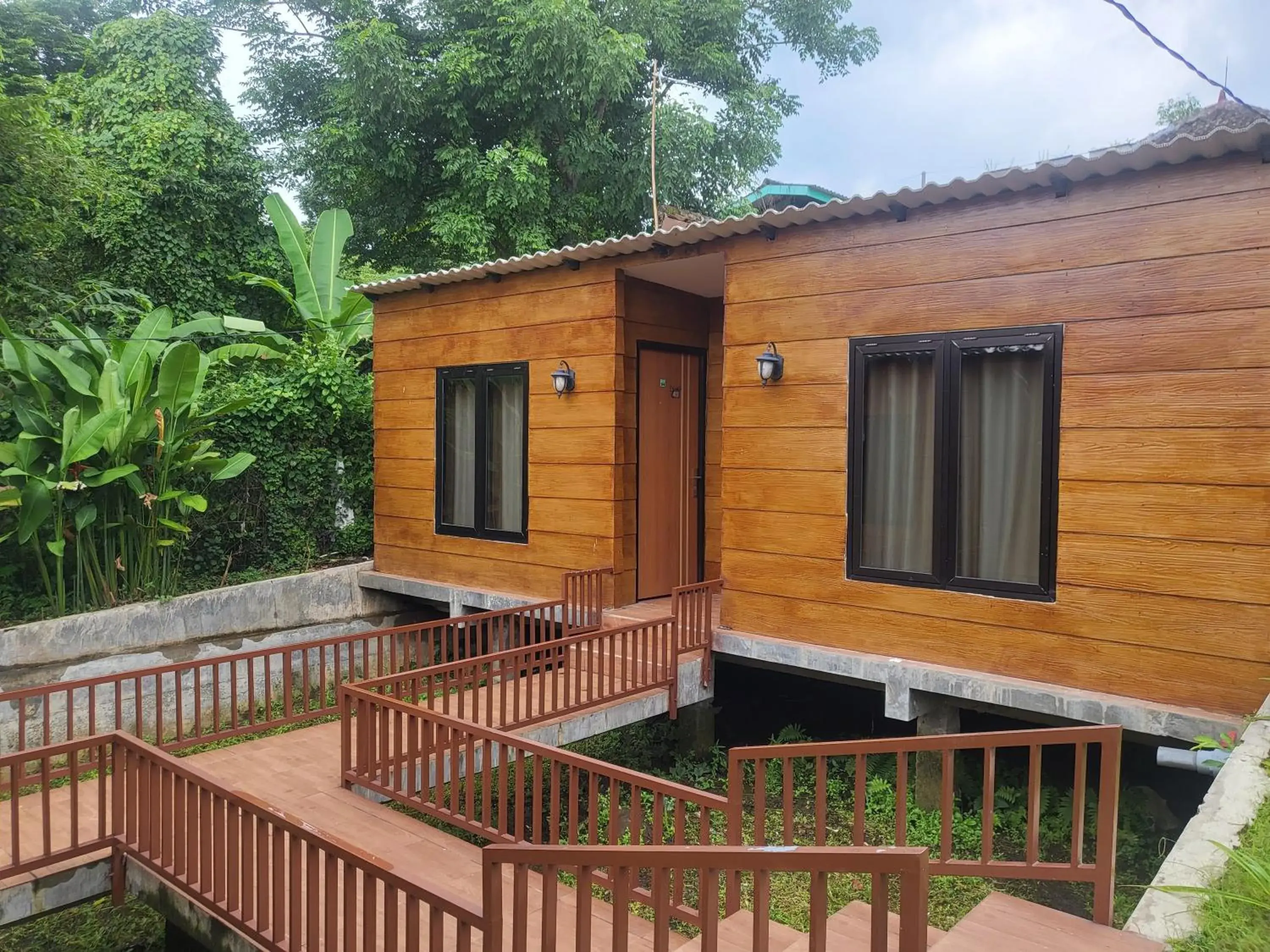 Property building in RedDoorz Syariah Near Wisata Durensewu Pandaan Property building in RedDoorz Syariah Near Wisata Durensewu Pandaan