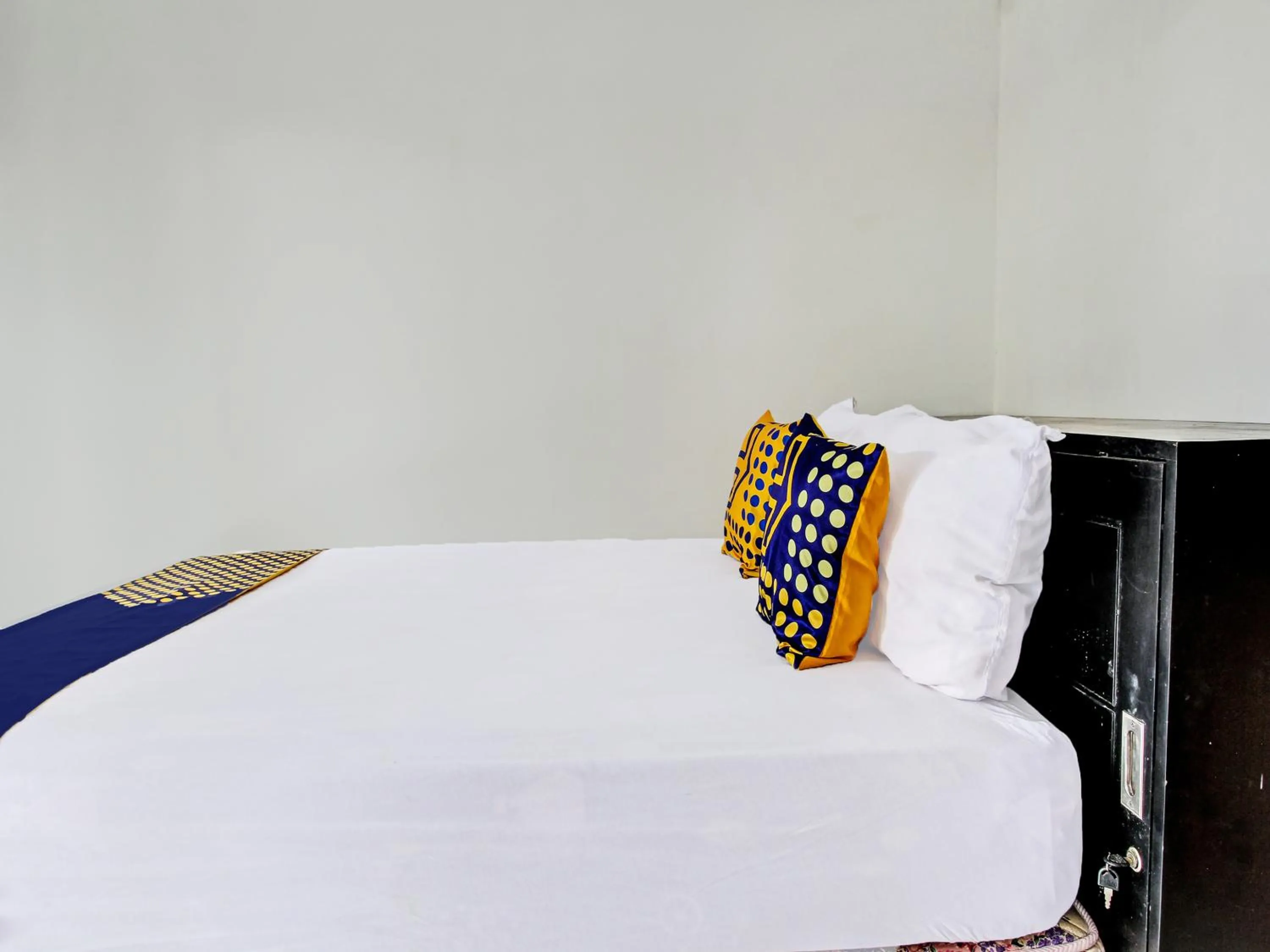 Bedroom, Bed in Hotel O Chikam House Syariah
