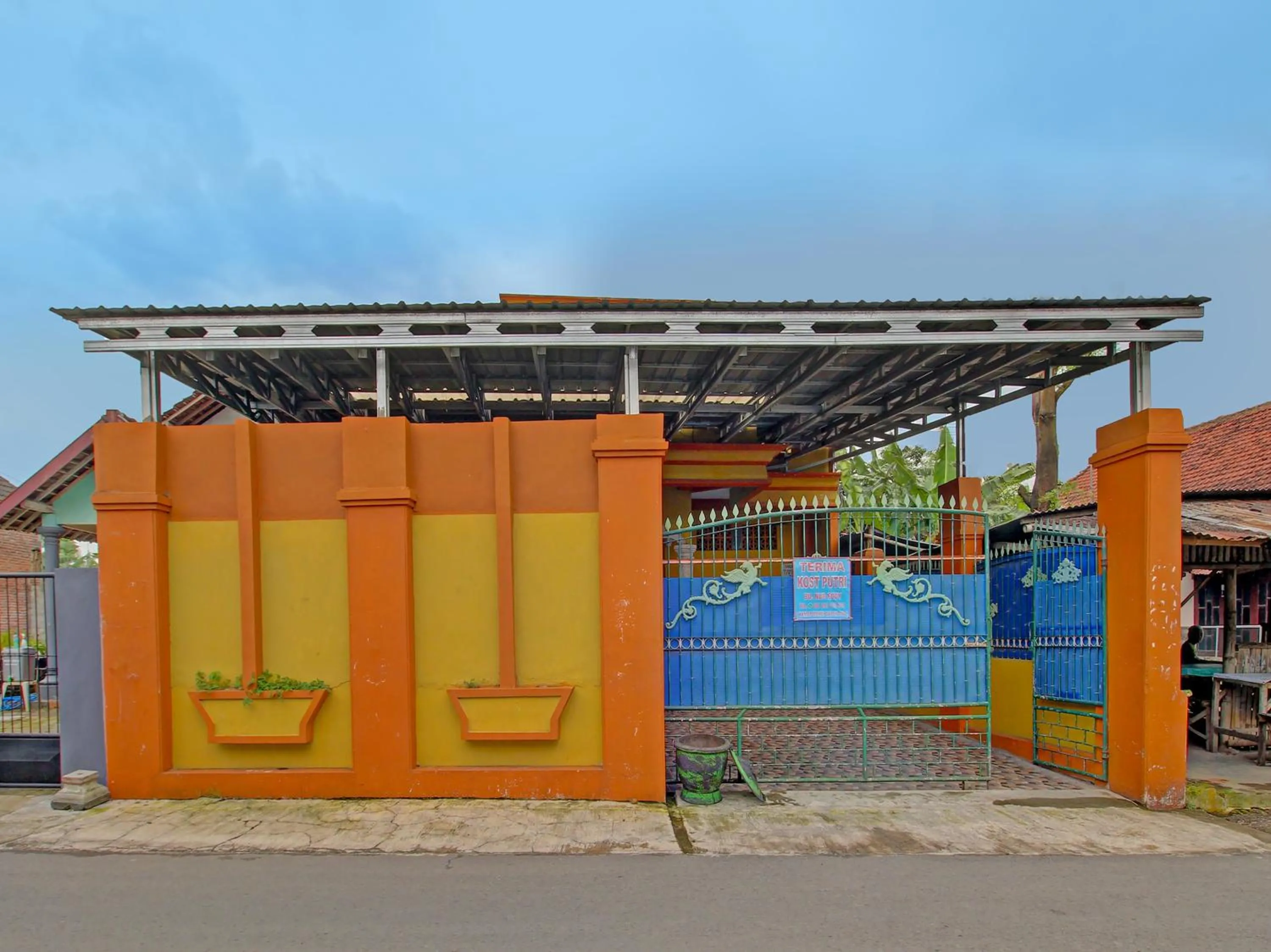 Property building in Hotel O Chikam House Syariah