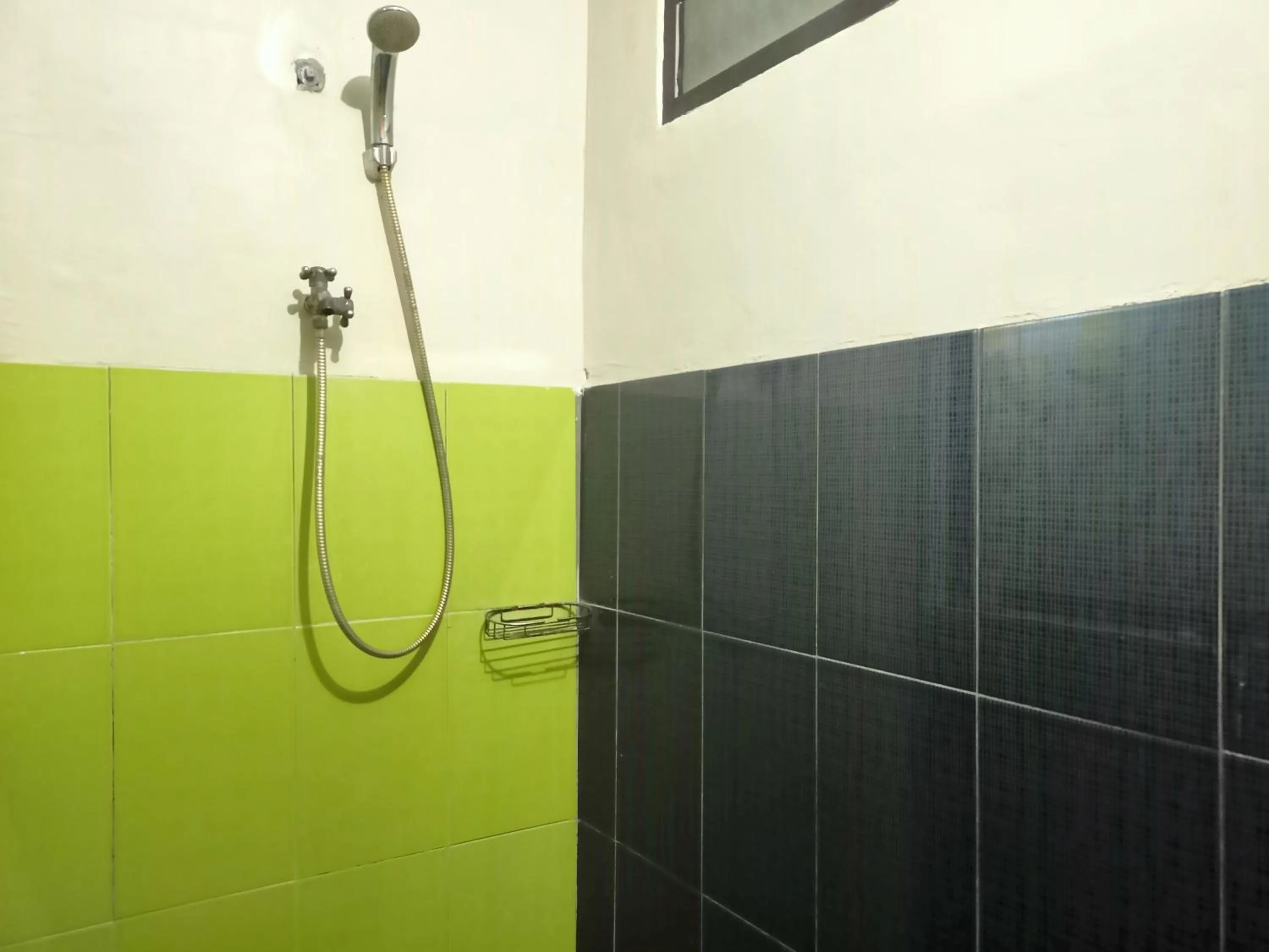 Bathroom in Hotel O Syariah Sumber Mulya NunukanNearAlun - Alun Kota Nunukan