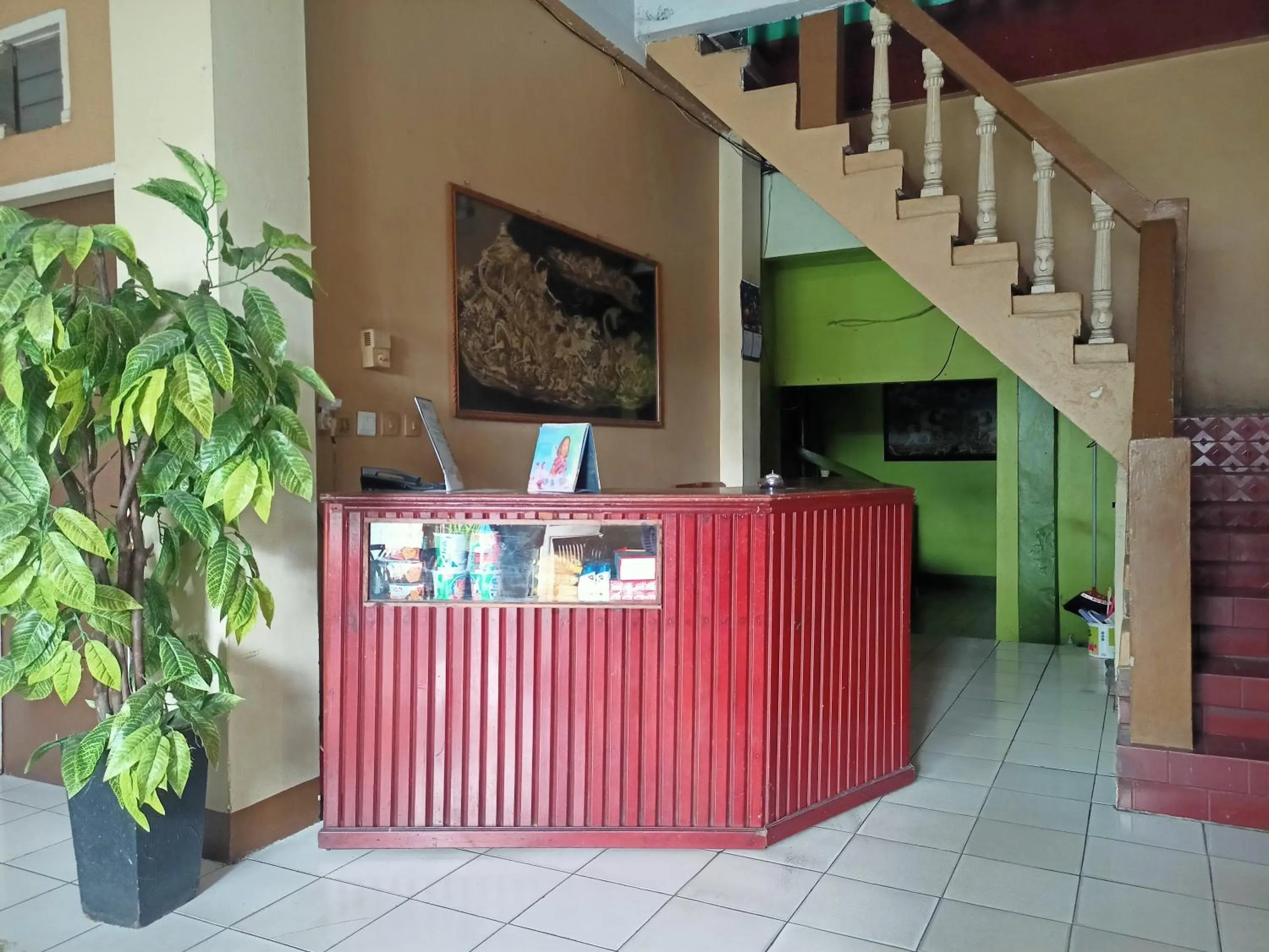 Lobby or reception in Hotel O Syariah Sumber Mulya NunukanNearAlun - Alun Kota Nunukan