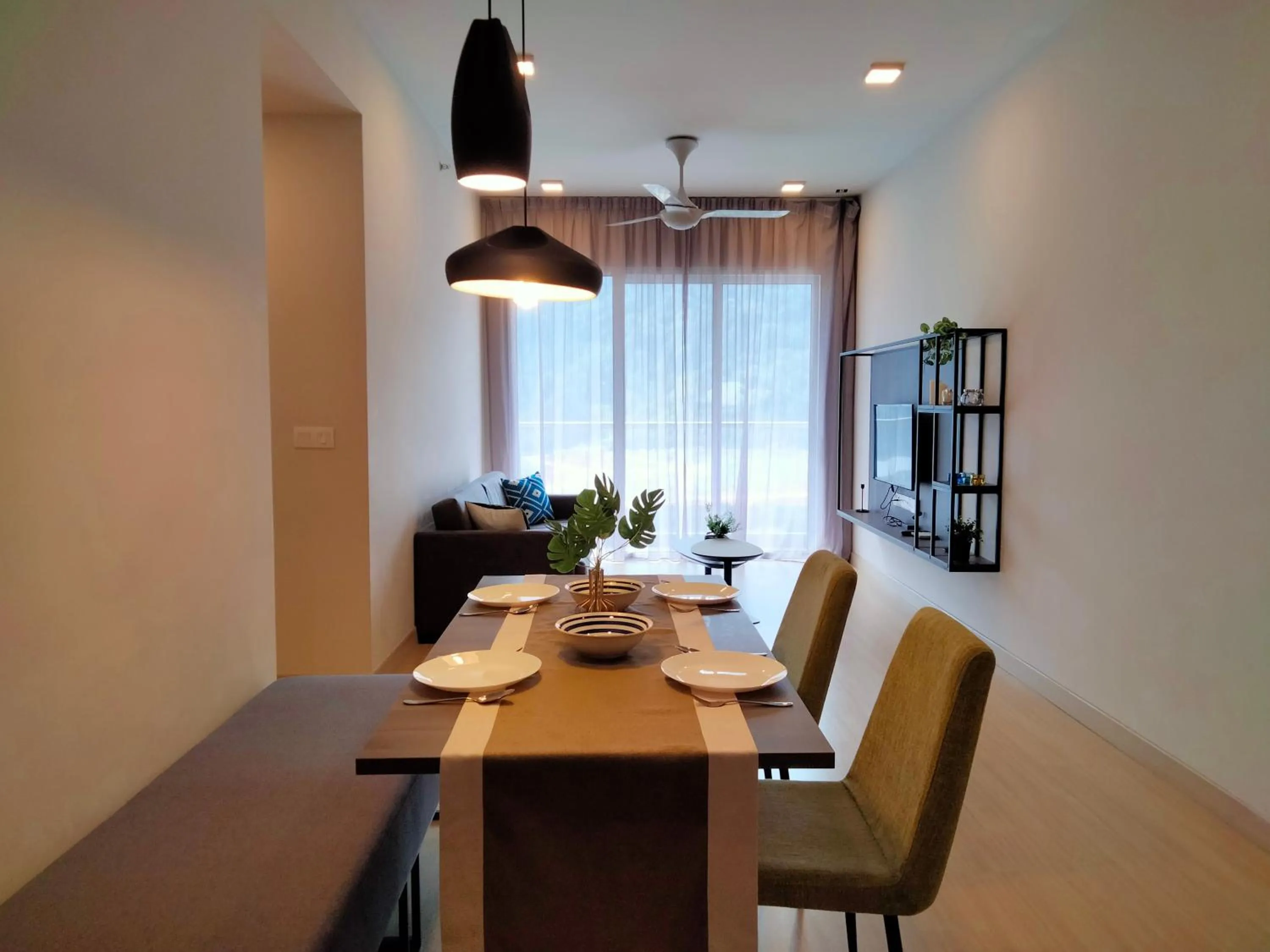 Dining area in Genting Highland Windmill Upon Hills by HomeBrickz