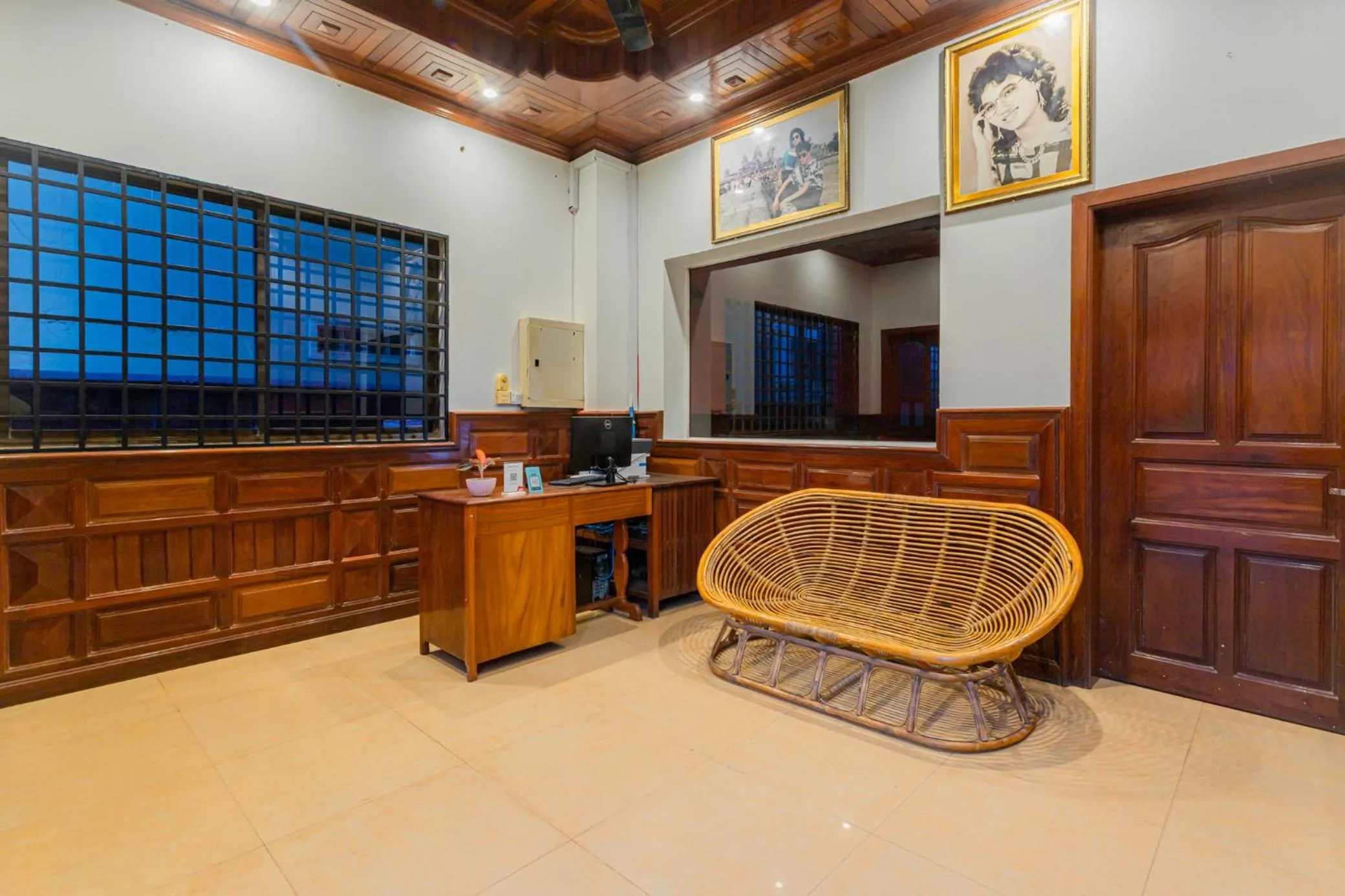 Lobby or reception in Archaic House