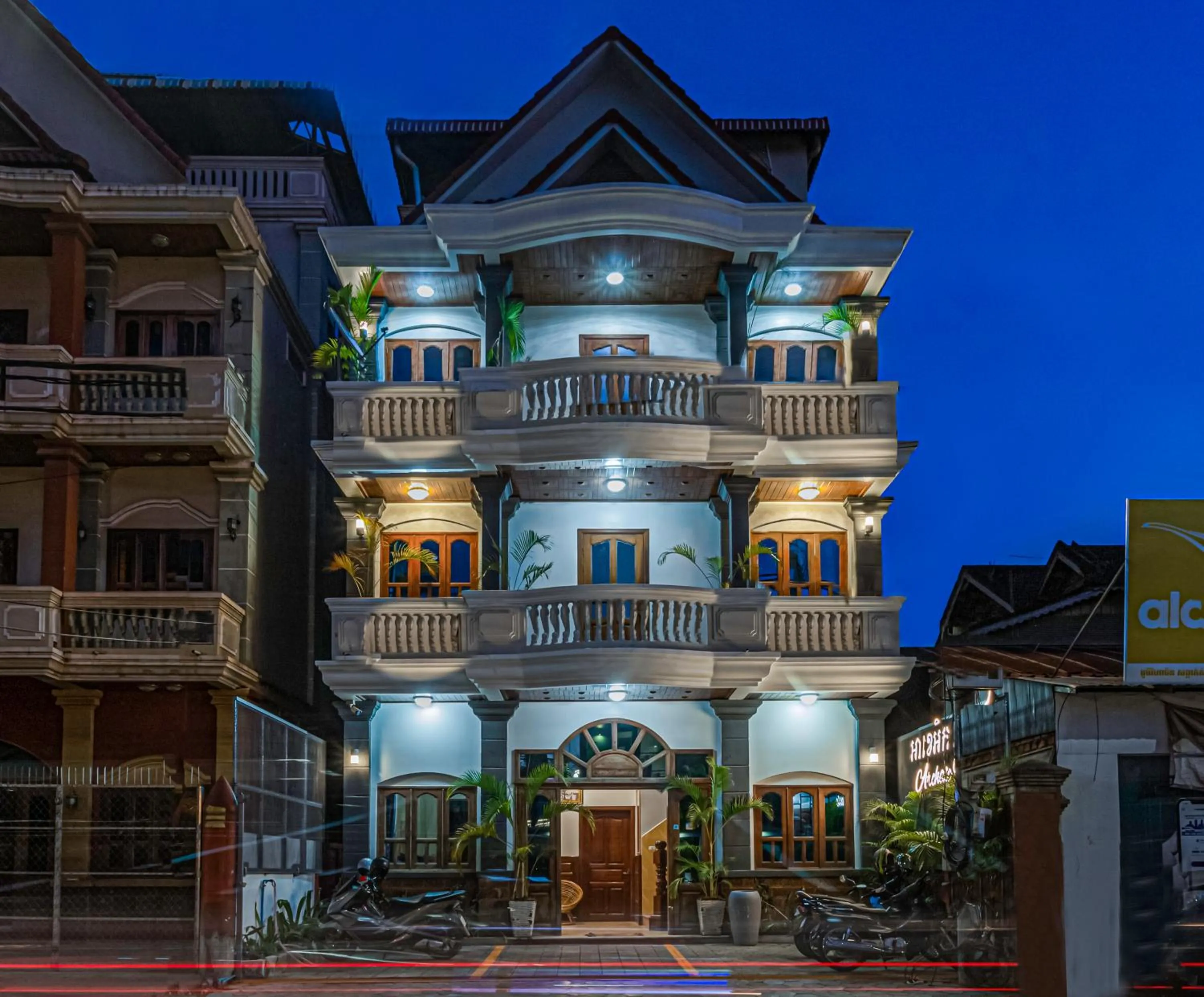 Property building in Archaic House