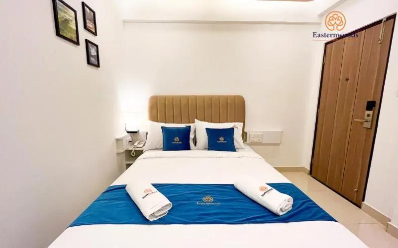 Bed in Easternwoods Hotels