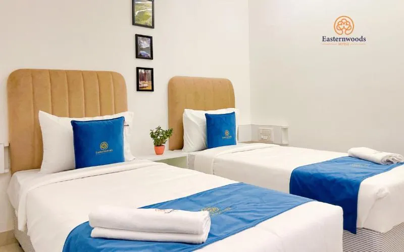 Bed in Easternwoods Hotels