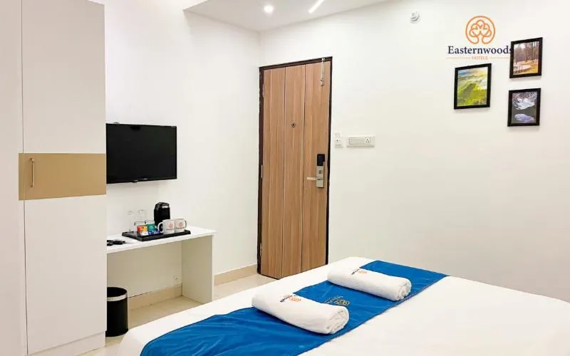 Bed in Easternwoods Hotels