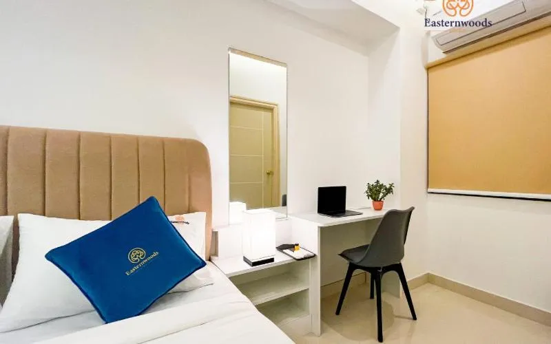 Bed in Easternwoods Hotels