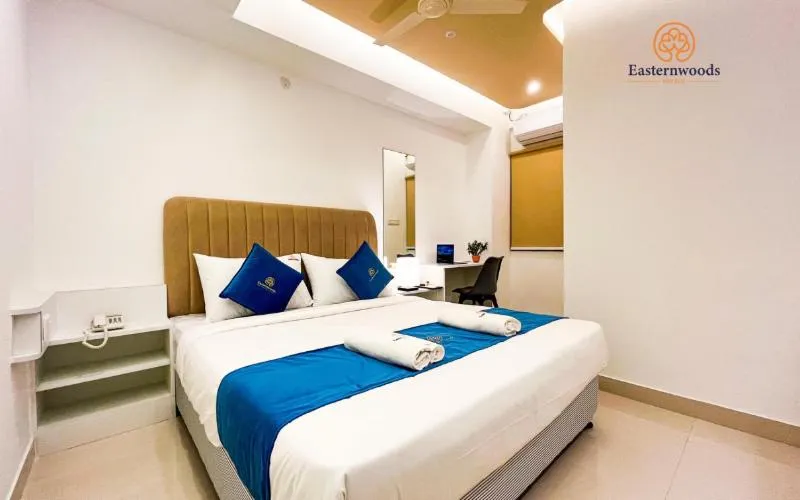 Bed in Easternwoods Hotels