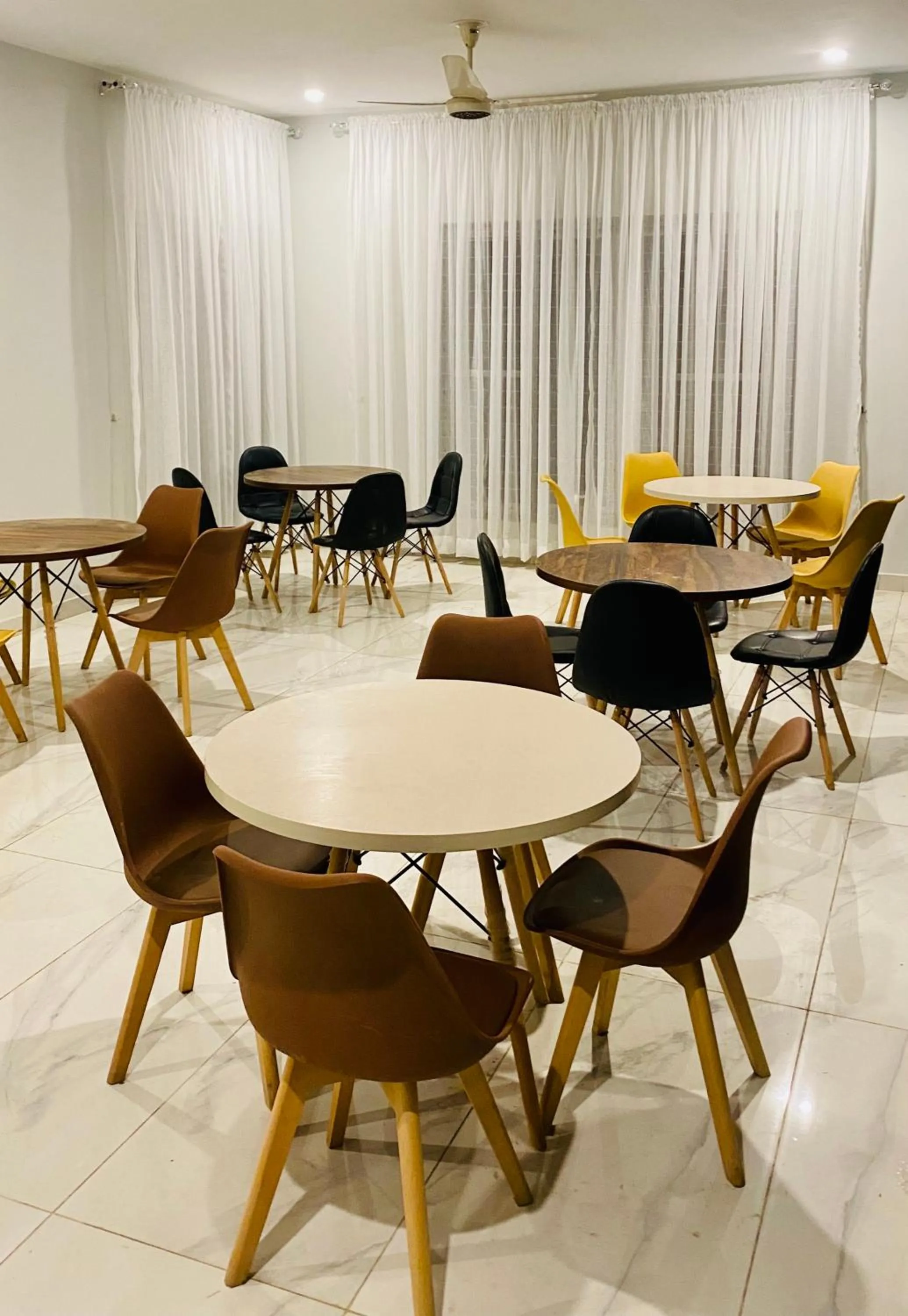 Restaurant/places to eat in Sunset BnB