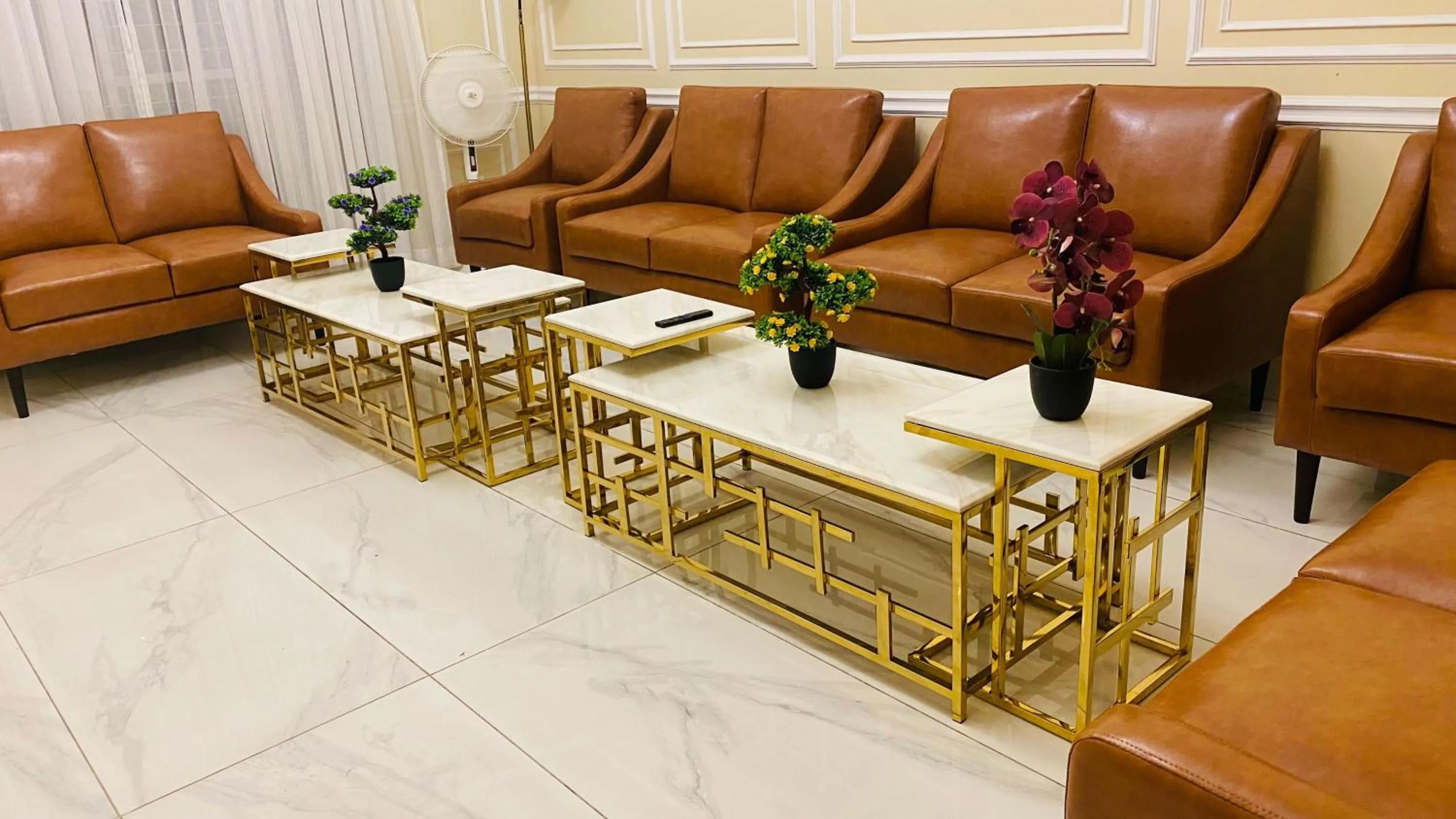 Communal lounge/ TV room in Sunset BnB