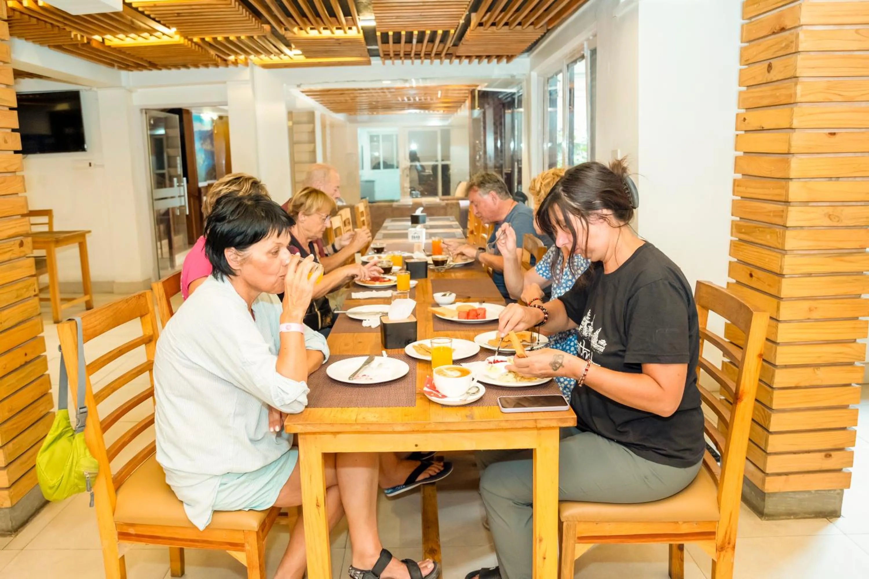 Restaurant/places to eat in Hotel Elegant Kathmandu Inn