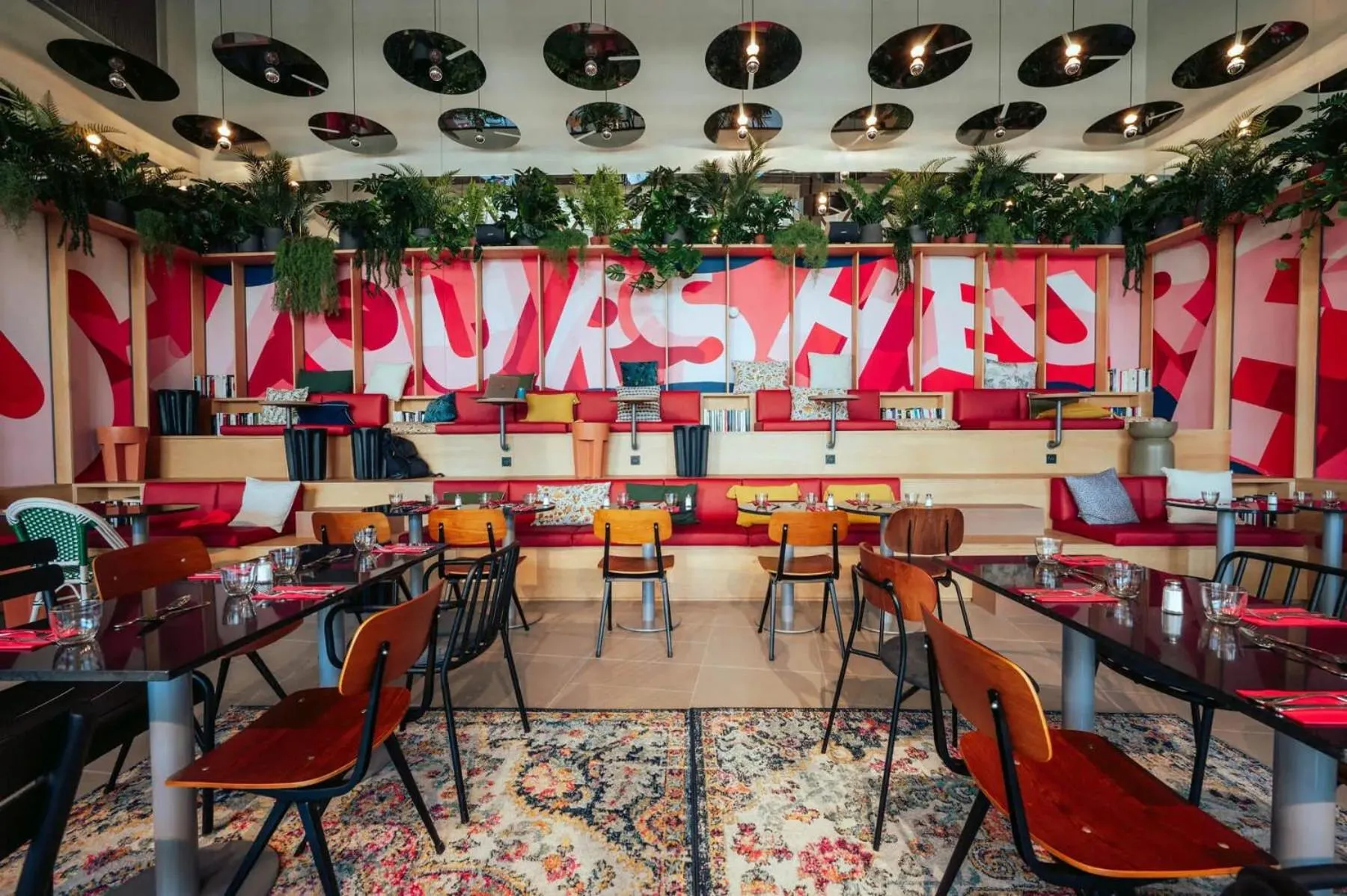 Restaurant/places to eat in JOST Hotel Montpellier Centre St Roch