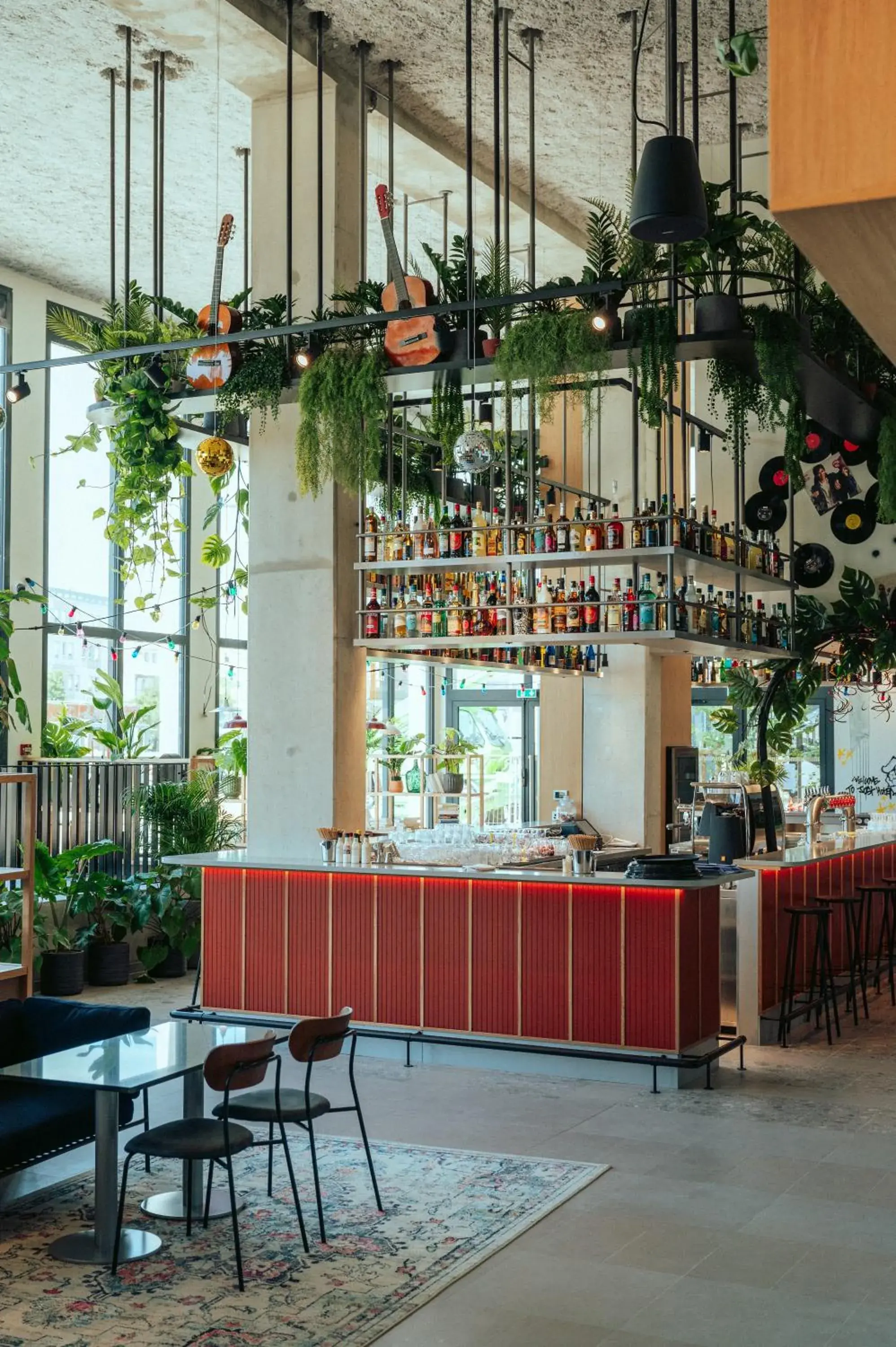 Lounge or bar in JOST Hotel Montpellier Centre St Roch Lounge or bar in JOST Hotel Montpellier Centre St Roch