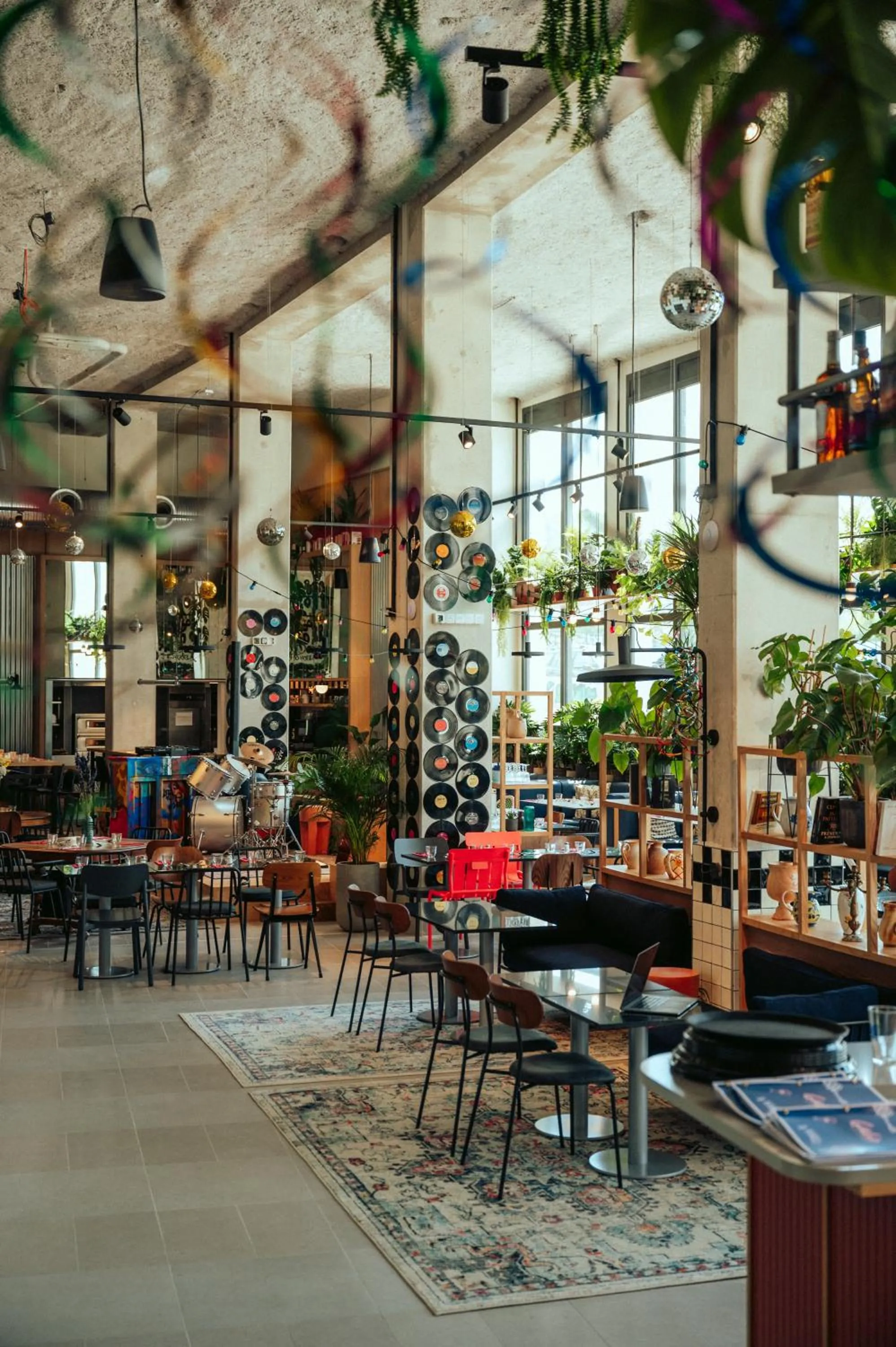 Restaurant/places to eat in JOST Hotel Montpellier Centre St Roch