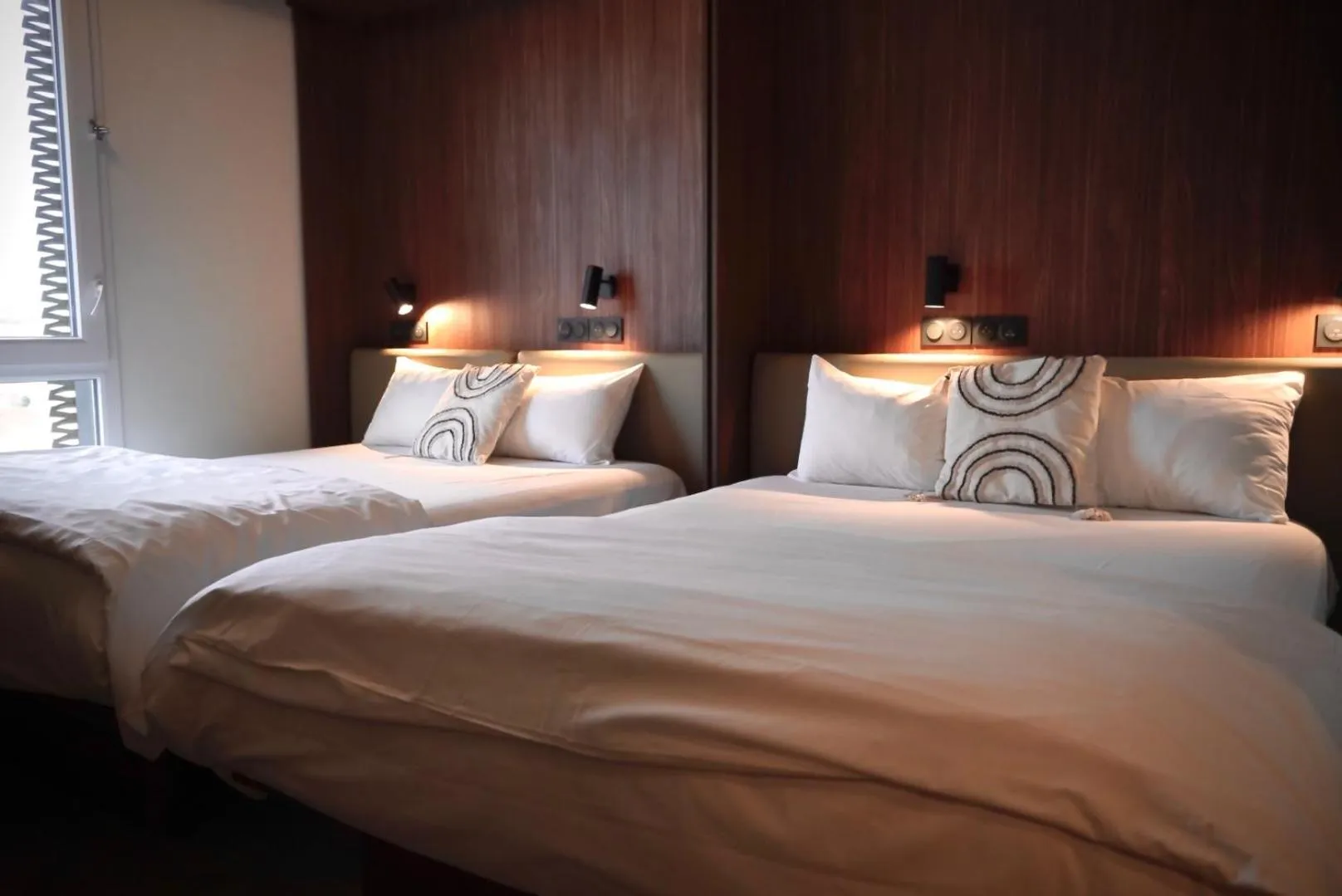 Bed in JOST Hotel Montpellier Centre St Roch