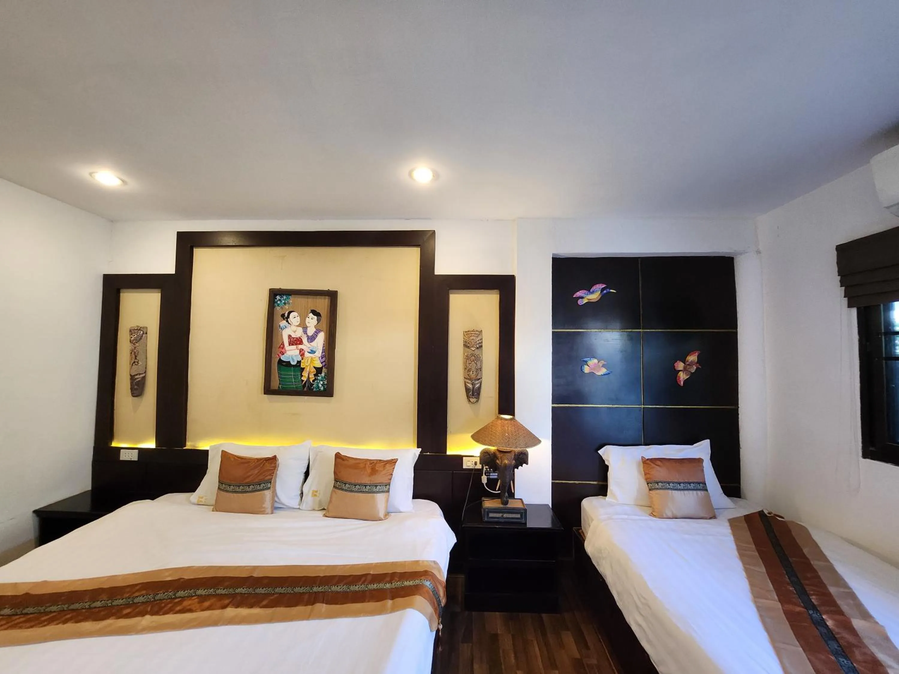 Bed in Pai Residence Hotel