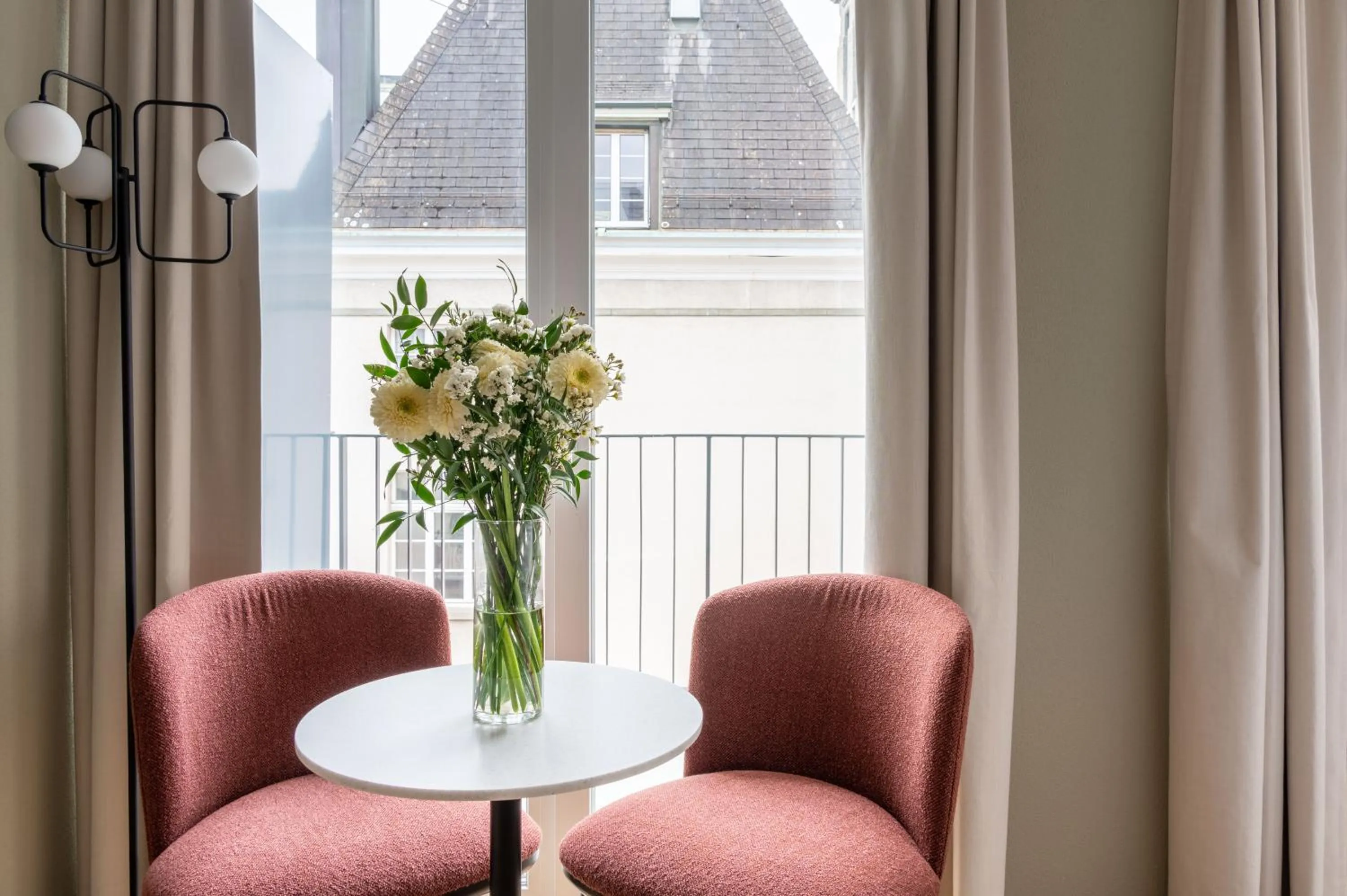 Dining area in Numa Zurich Craft