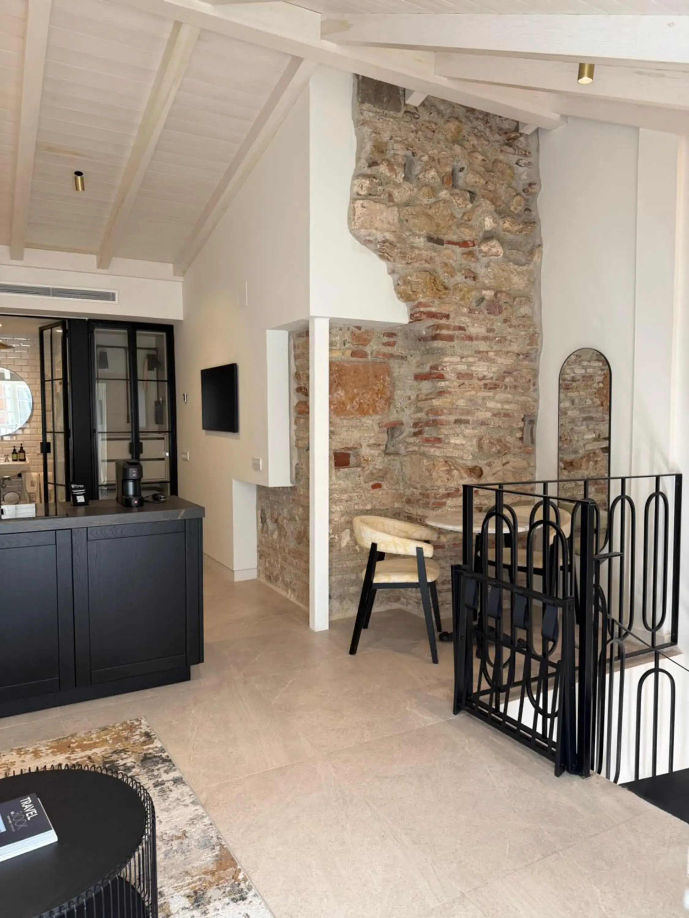 Duplex Studio in La Fonda Heritage Hotel Luxury, Relais & Châteaux Duplex Studio in La Fonda Heritage Hotel Luxury, Relais & Châteaux