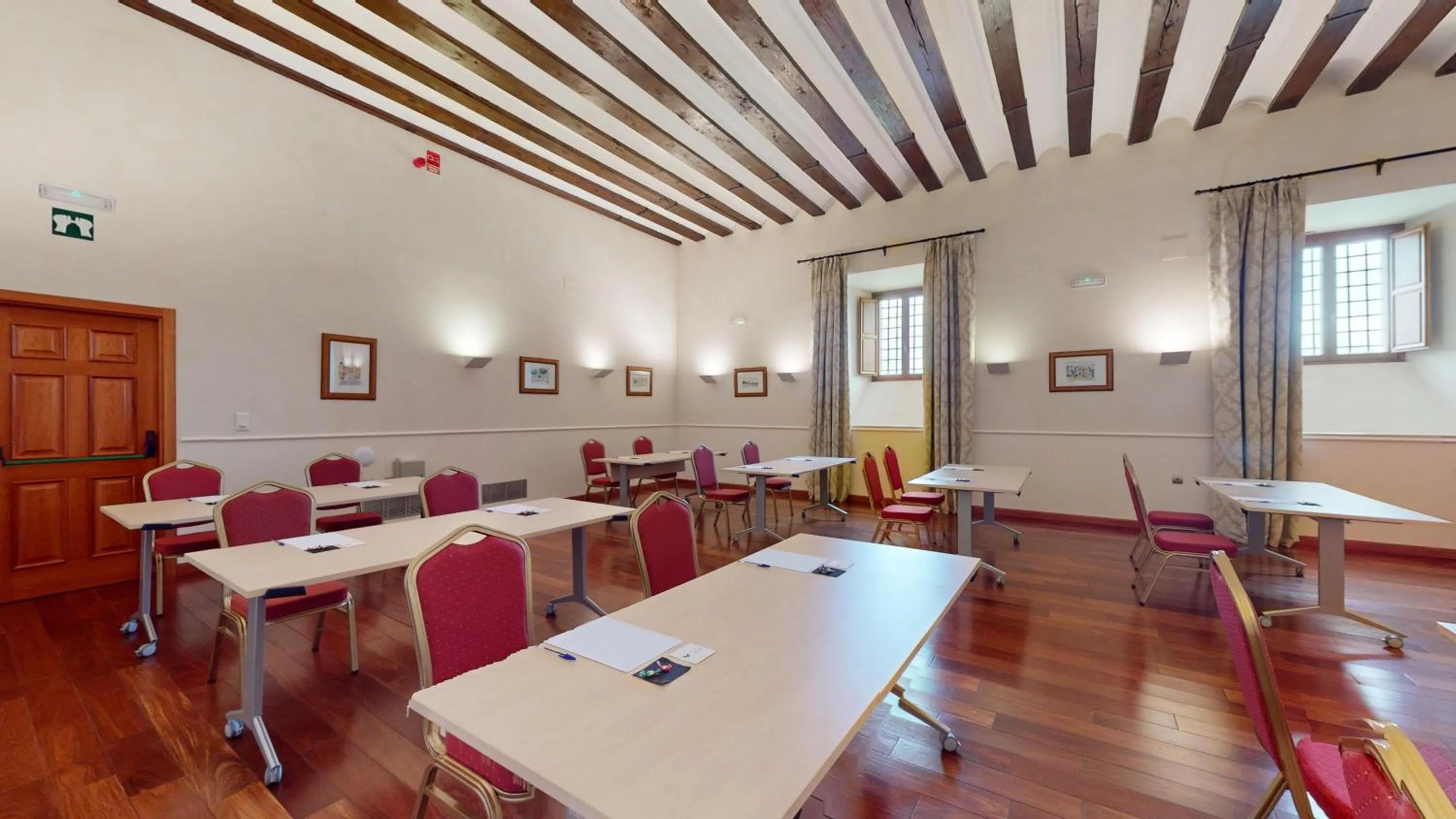 Meeting/conference room in AZZ Peñafiel Las Claras Hotel & Spa