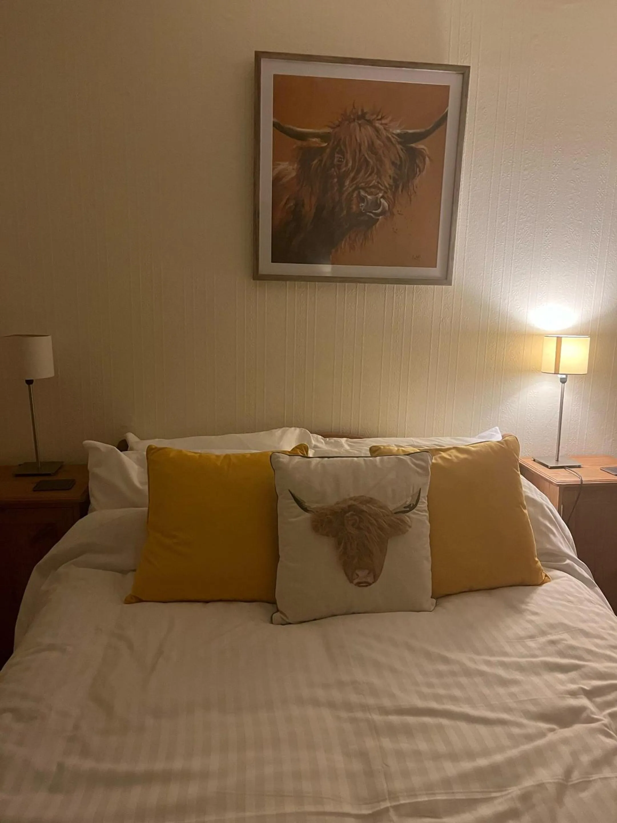 Bedroom, Bed in Thorverton Arms