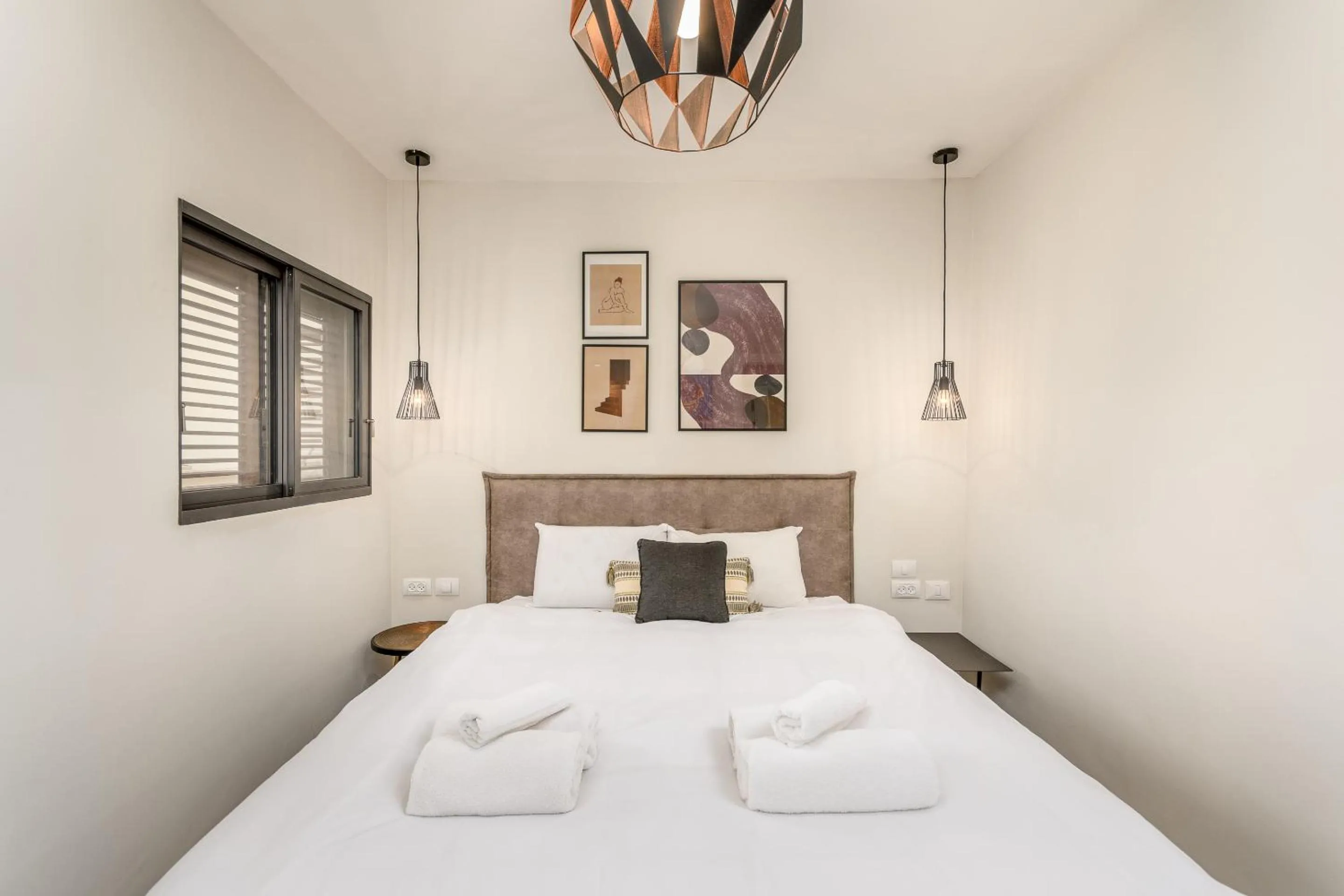 Bed in Unique apartment in Neve Tsedek