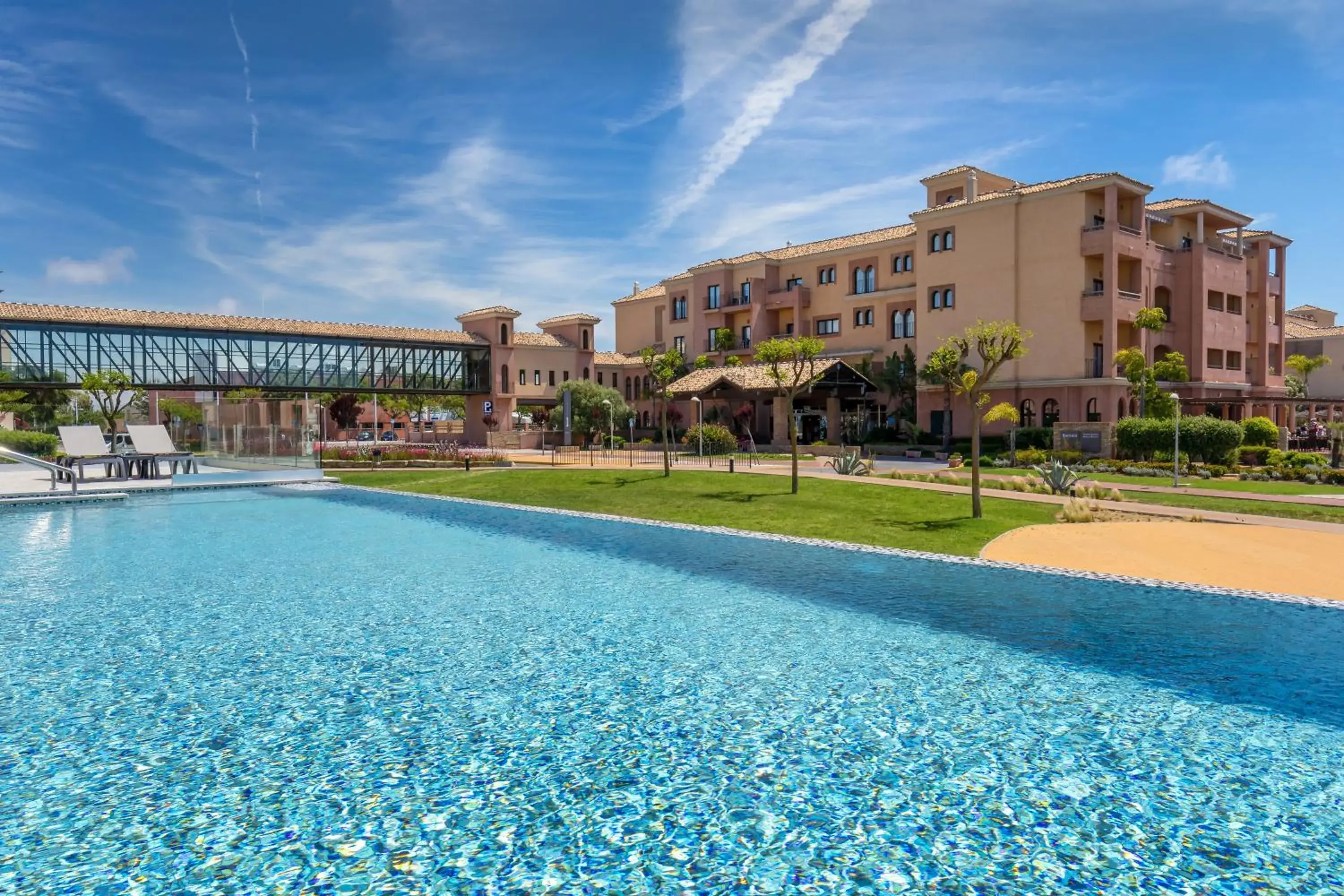 Swimming pool in Barceló Punta Umbría Beach Resort Swimming pool in Barceló Punta Umbría Beach Resort