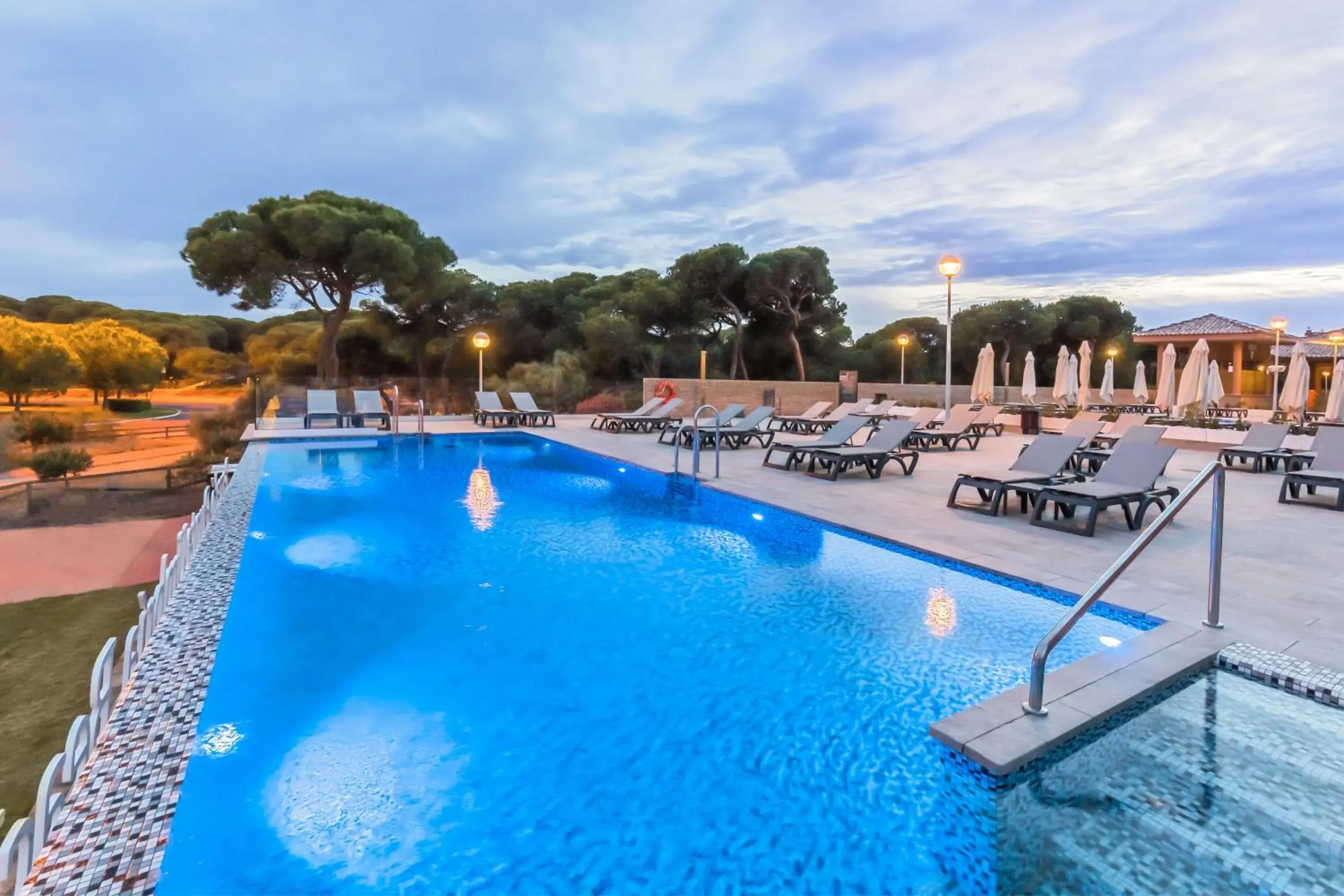 Pool view in Barceló Punta Umbría Beach Resort Pool view in Barceló Punta Umbría Beach Resort