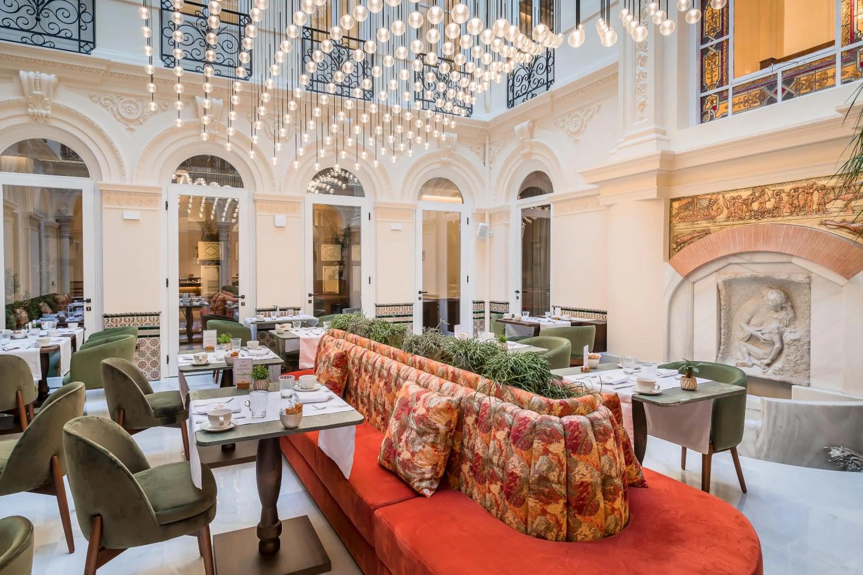 Patio in Palacio Gran Vía, a Royal Hideaway Hotel