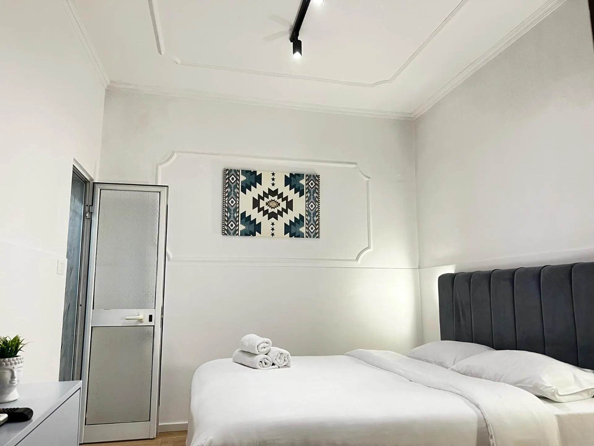 Bed in Tirana Square Hotel