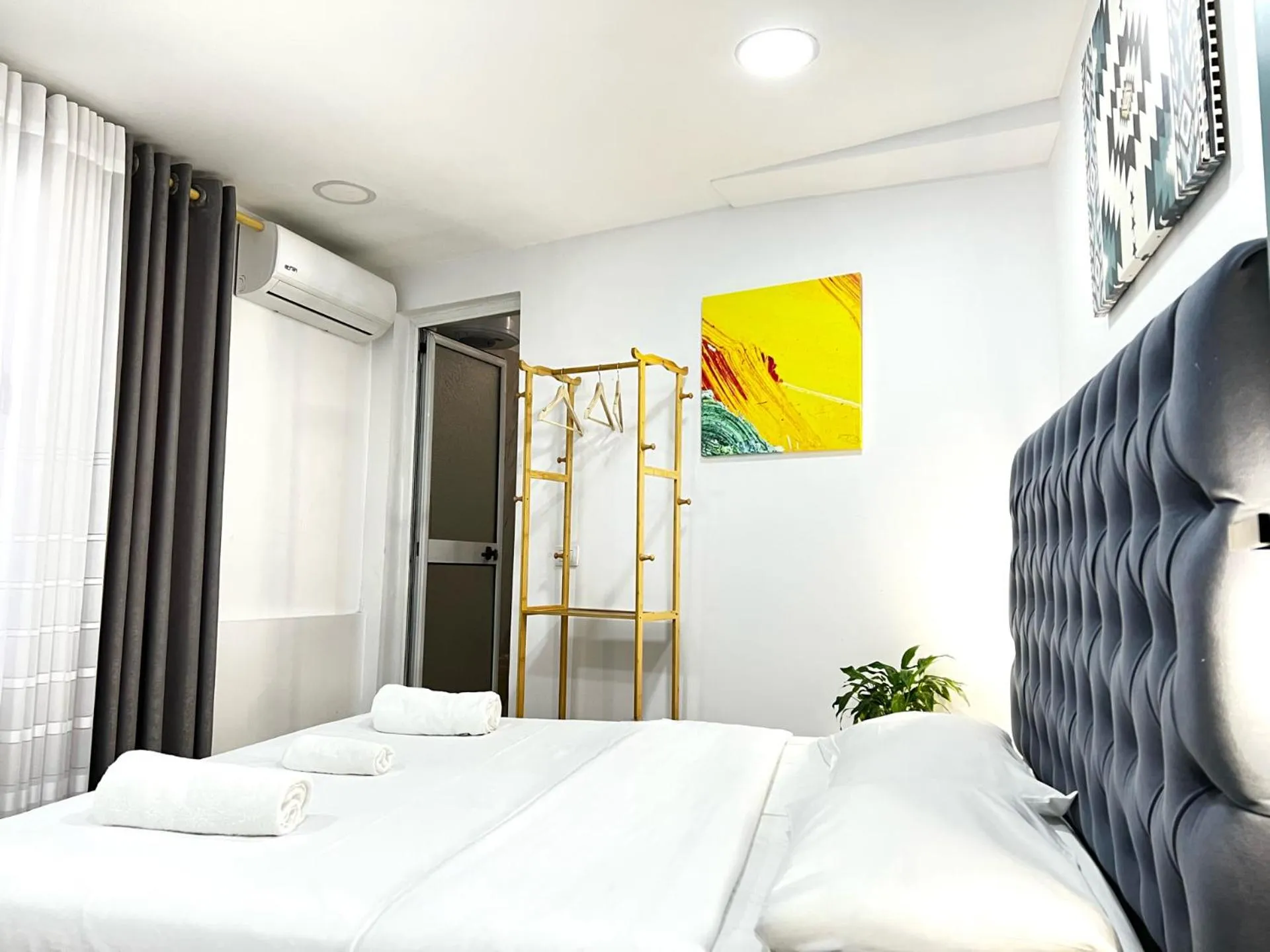 Bed in Tirana Square Hotel