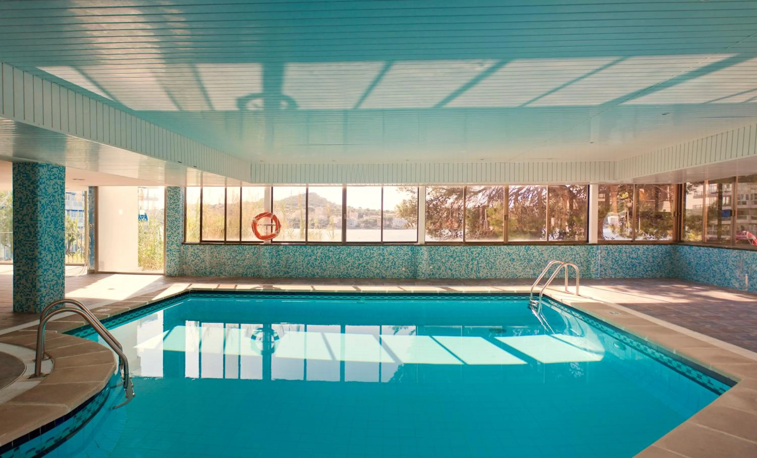 Swimming pool in TRH Jardín Del Mar