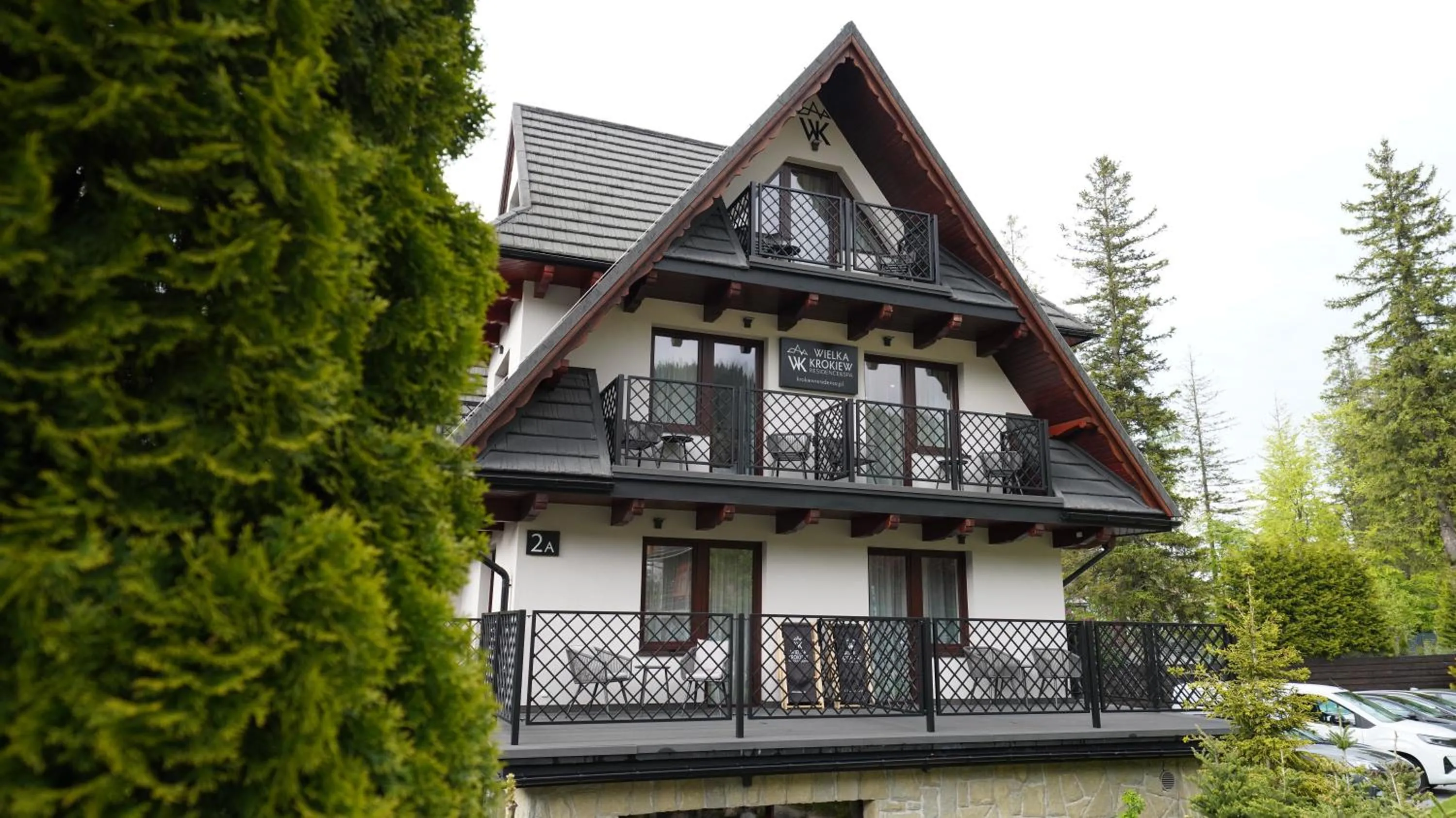Facade/entrance in Wielka Krokiew Residence&SPA - Zakopane - JACUZZI, SAUNA, TĘŻNIA SOLANKOWA, SPA, GRILL