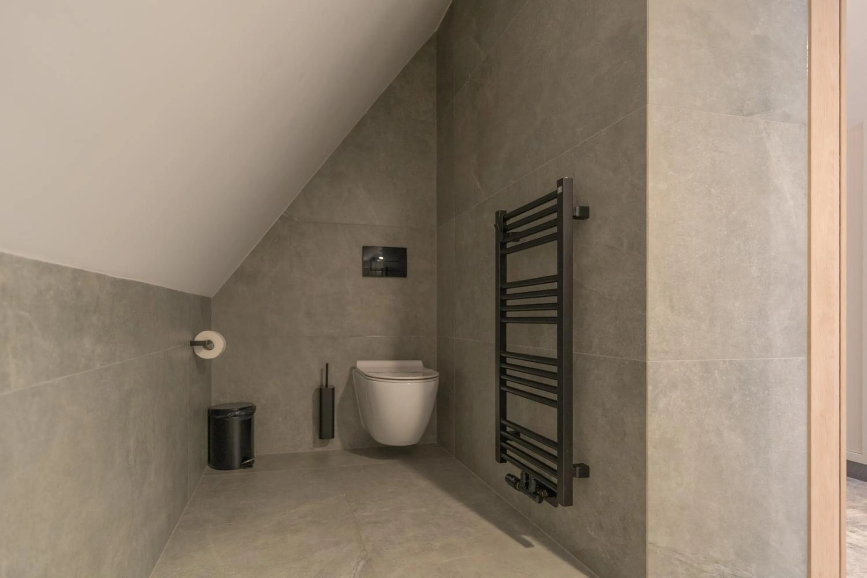 Toilet in Wielka Krokiew Residence&SPA - Zakopane - JACUZZI, SAUNA, TĘŻNIA SOLANKOWA, SPA, GRILL