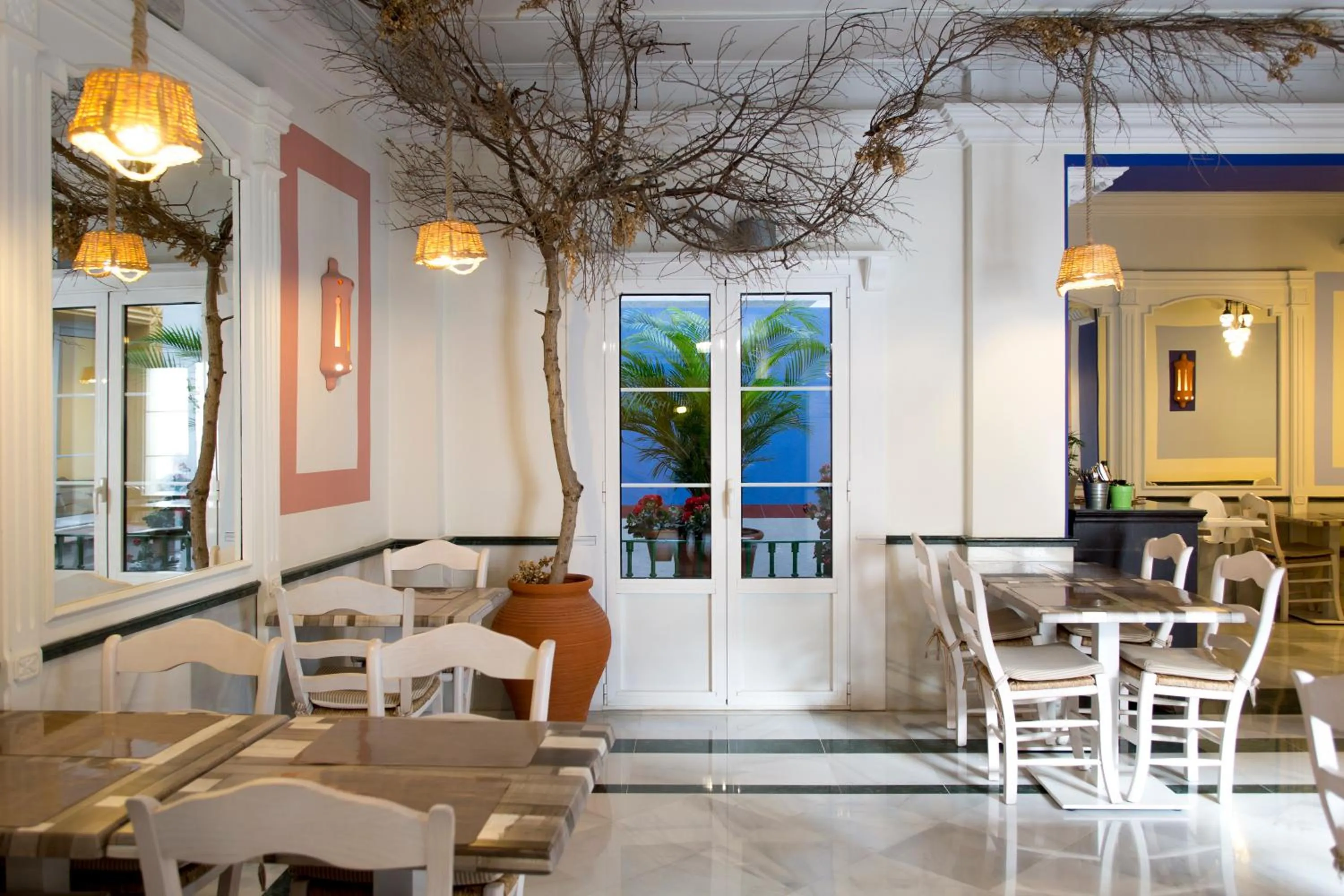 Breakfast in Hotel Plaza Cavana