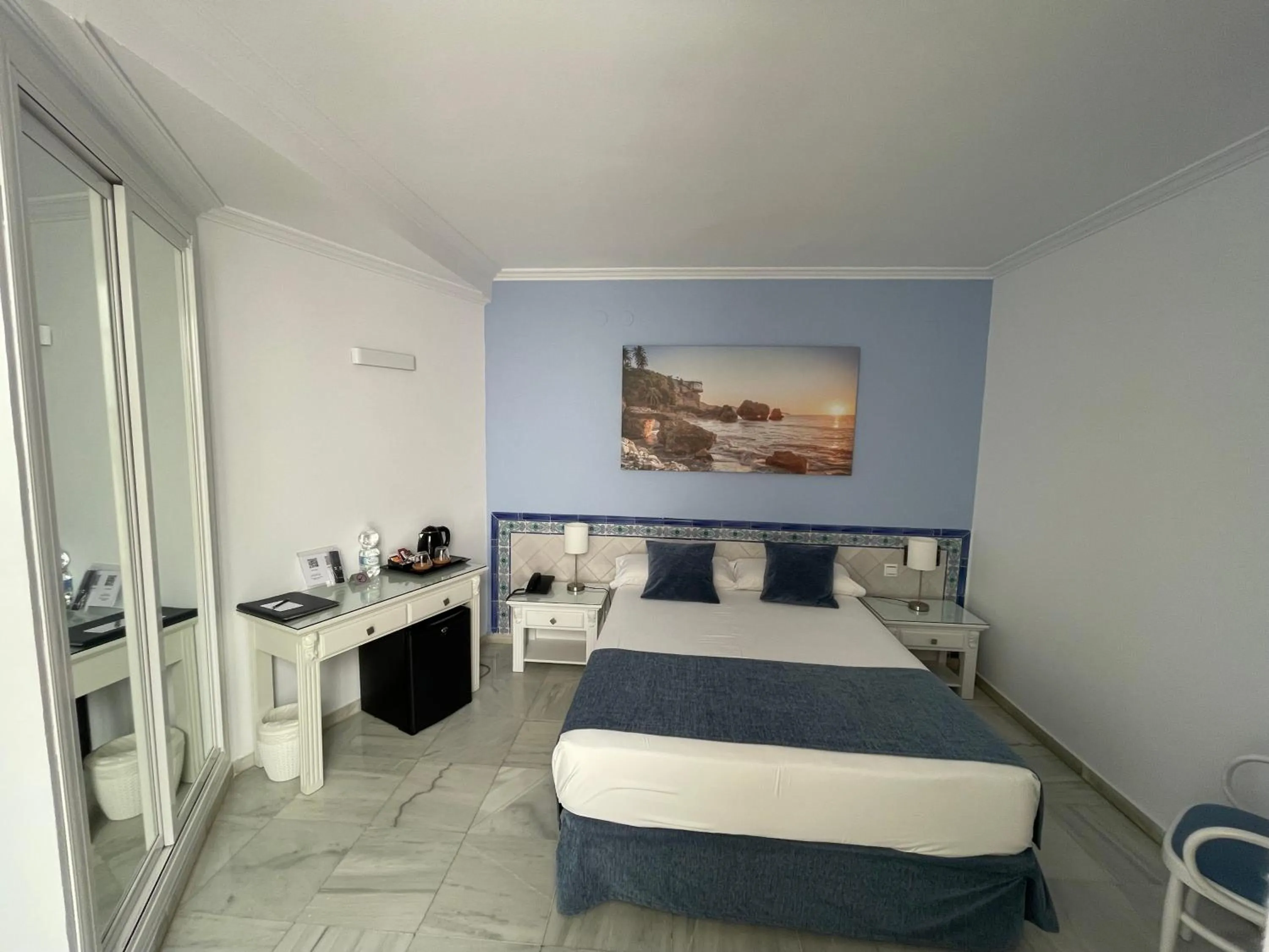 Photo of the whole room, Bed in Hotel Plaza Cavana